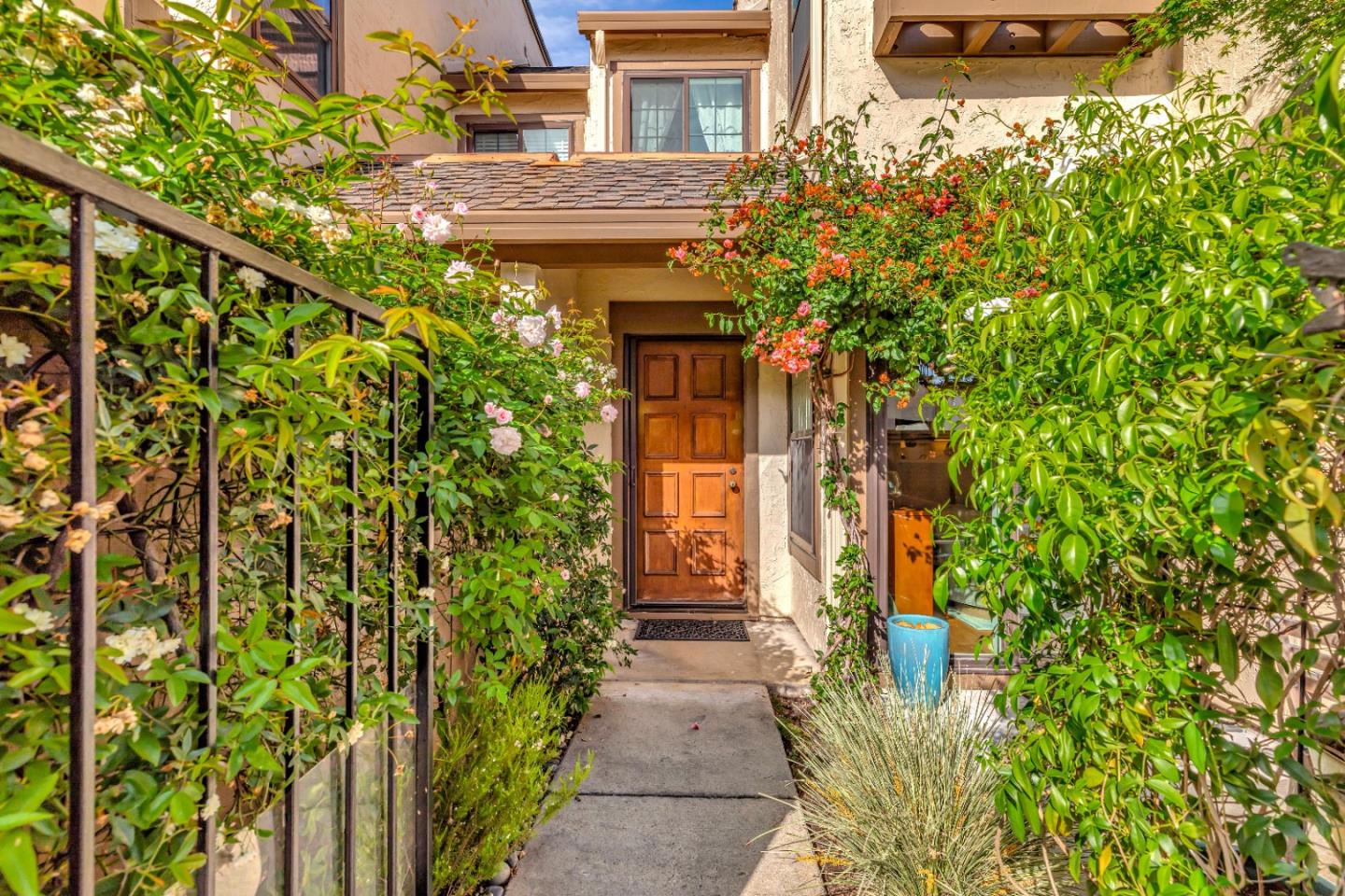 1888 Huxley CT