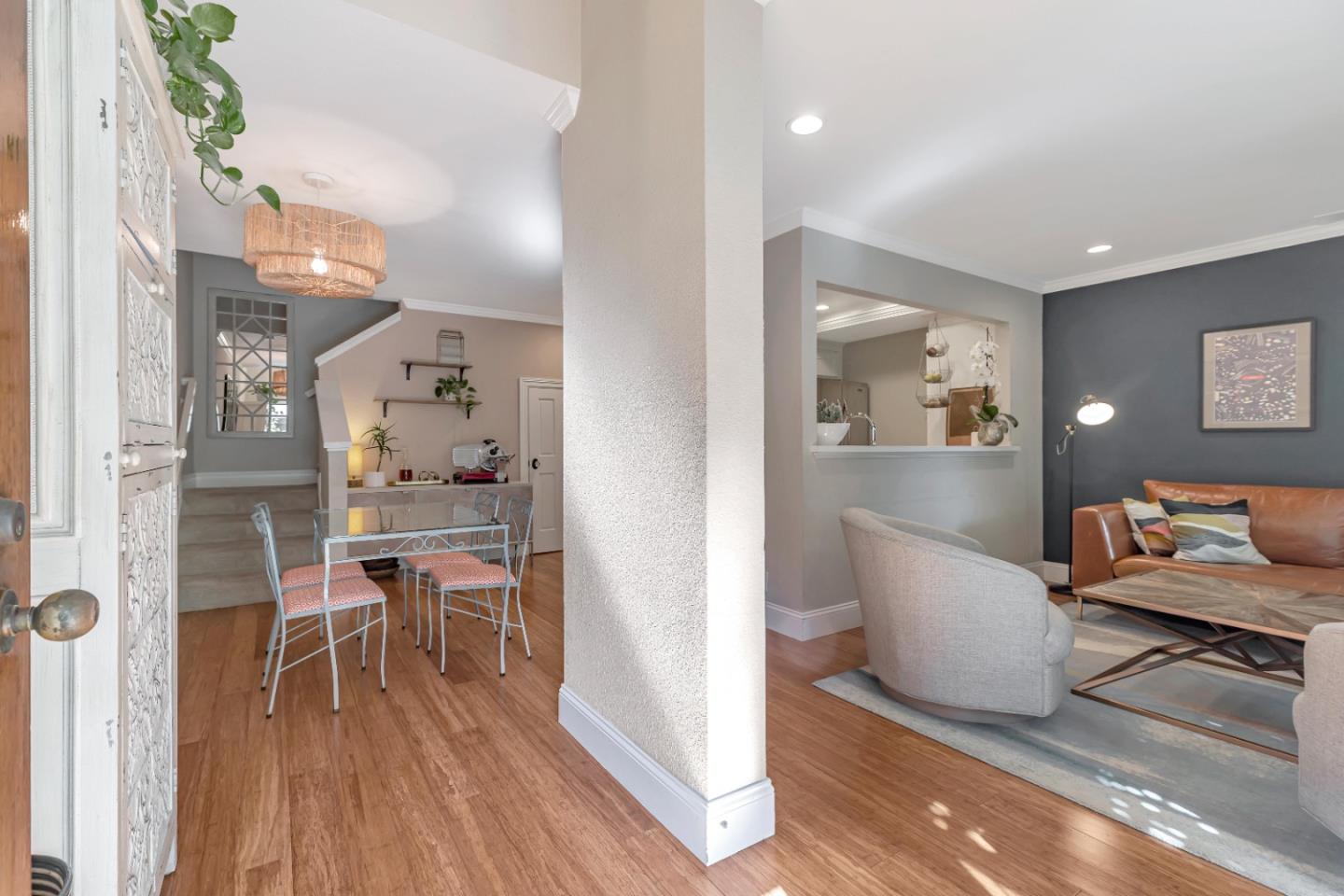 1888 Huxley CT
