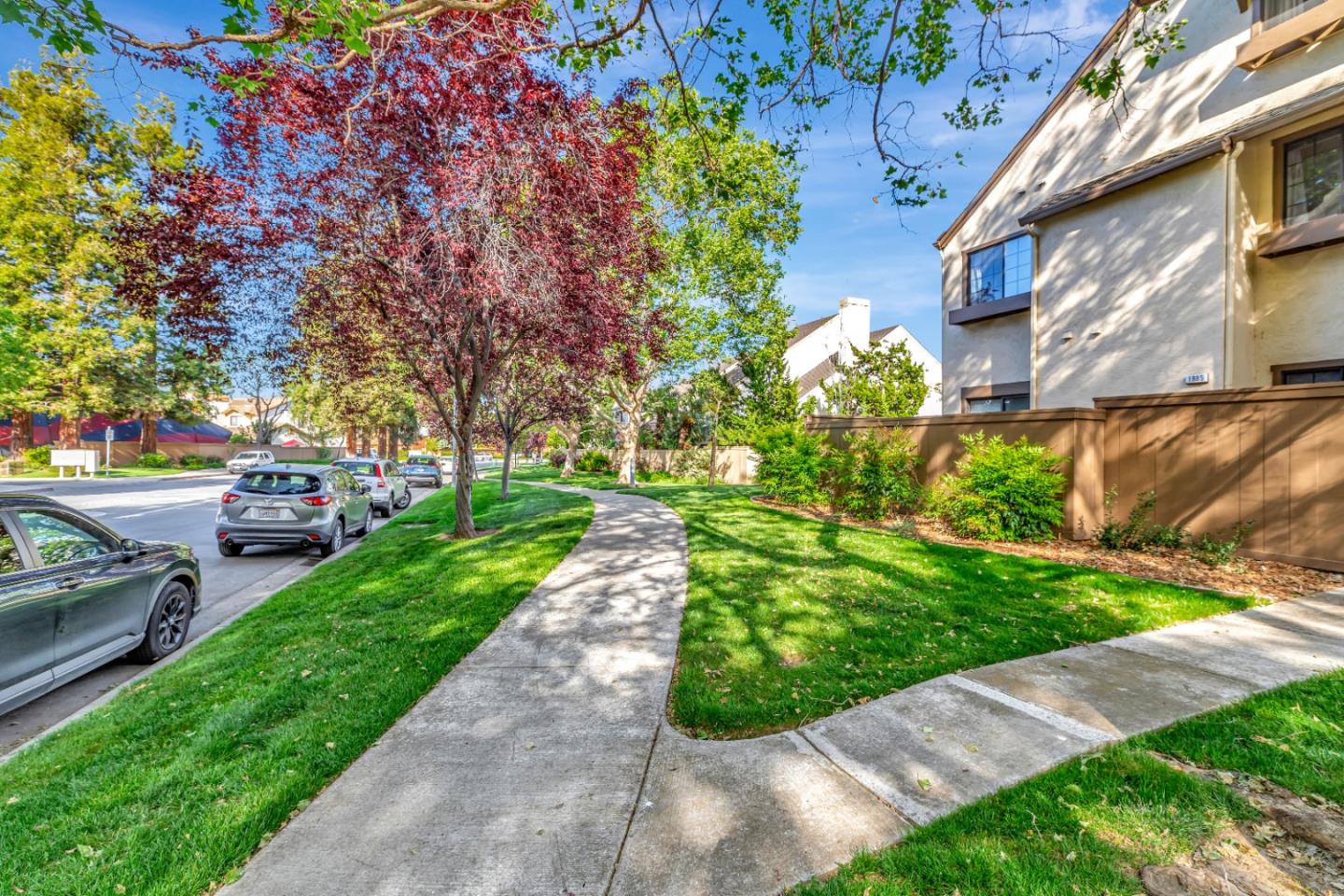 1888 Huxley CT