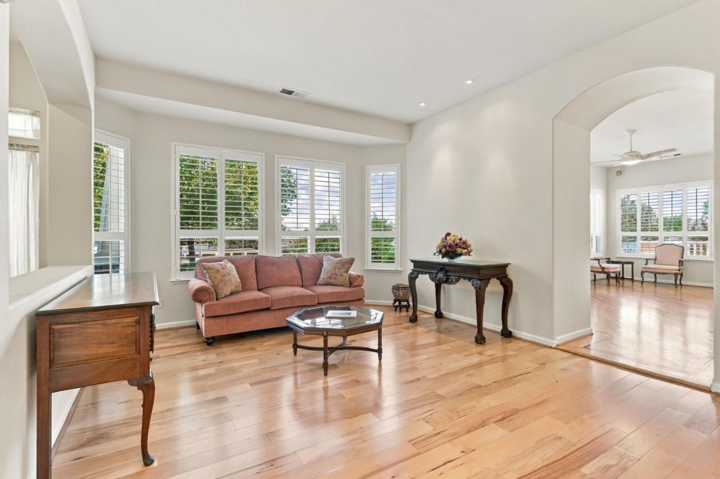 9066 Village View LOOP