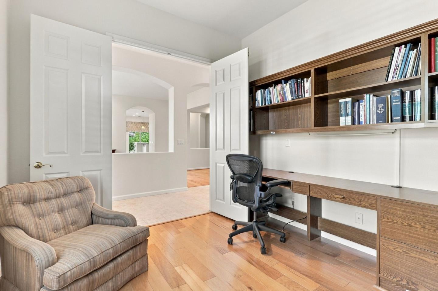 9066 Village View LOOP
