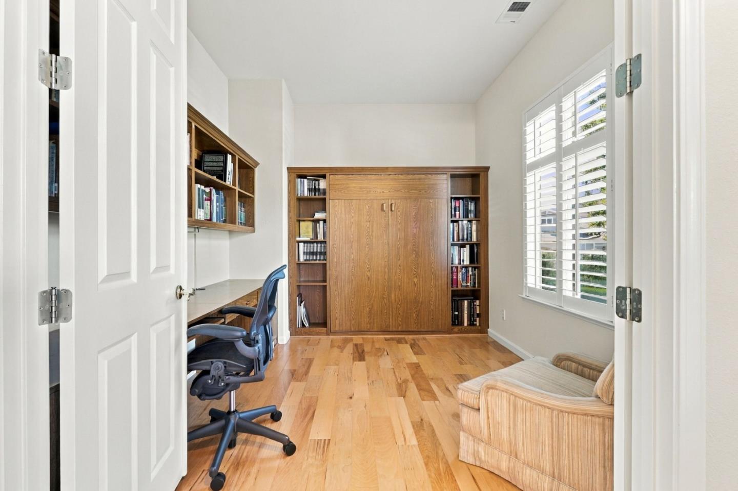 9066 Village View LOOP