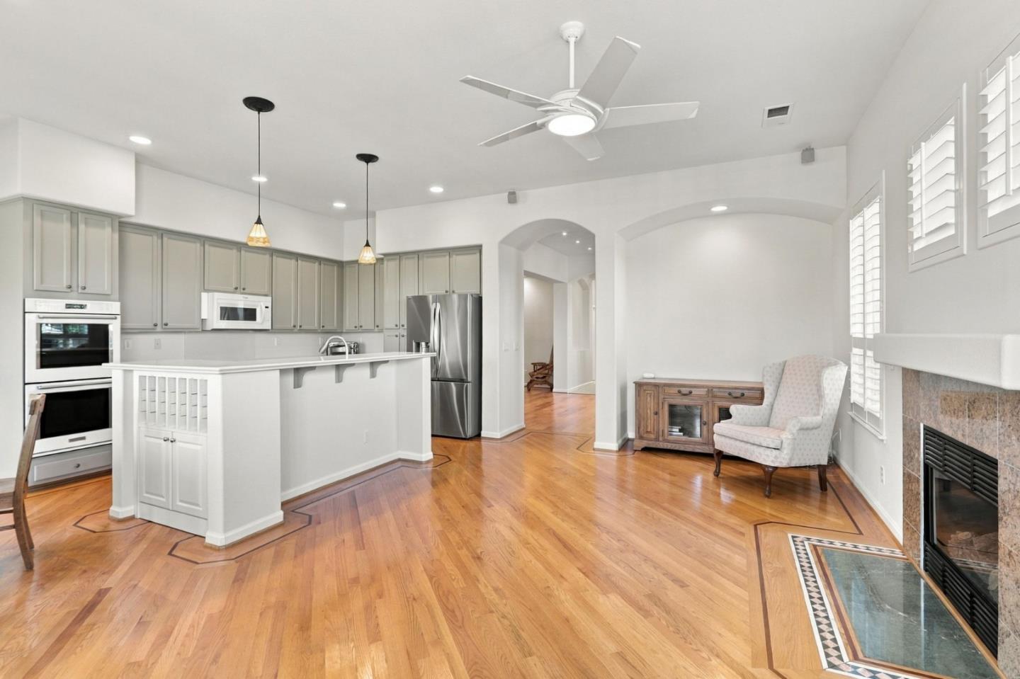 9066 Village View LOOP