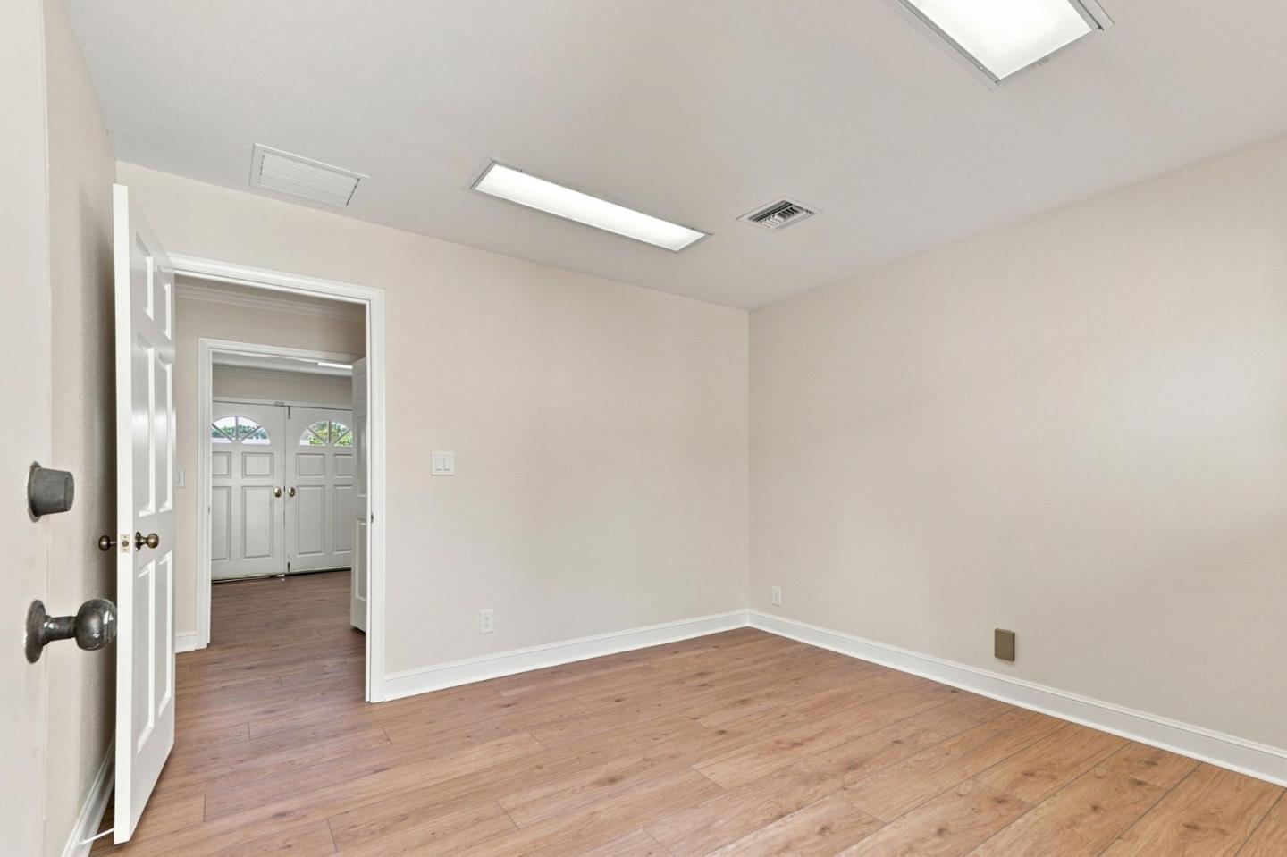 843 Malone RD