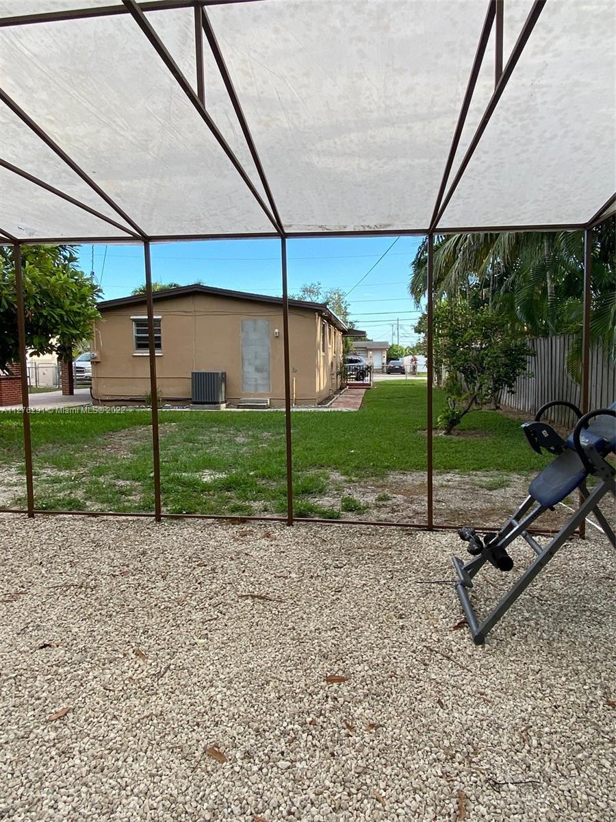 10655 SW 6th St Unit: 0