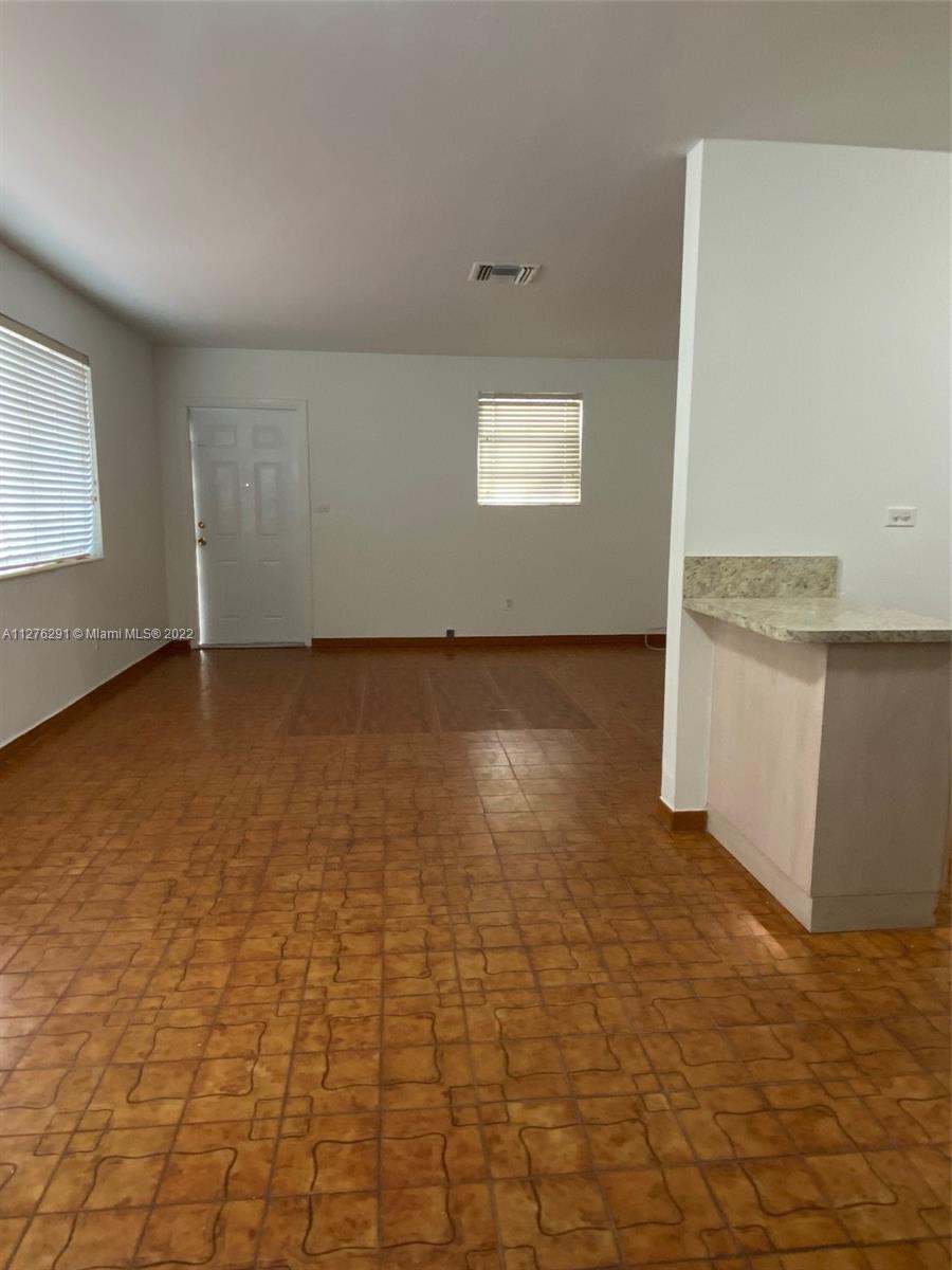 10655 SW 6th St Unit: 0