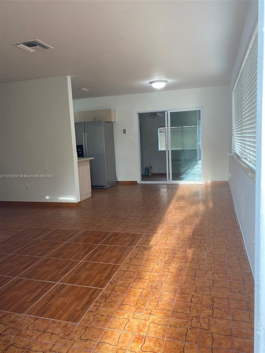 10655 SW 6th St Unit: 0