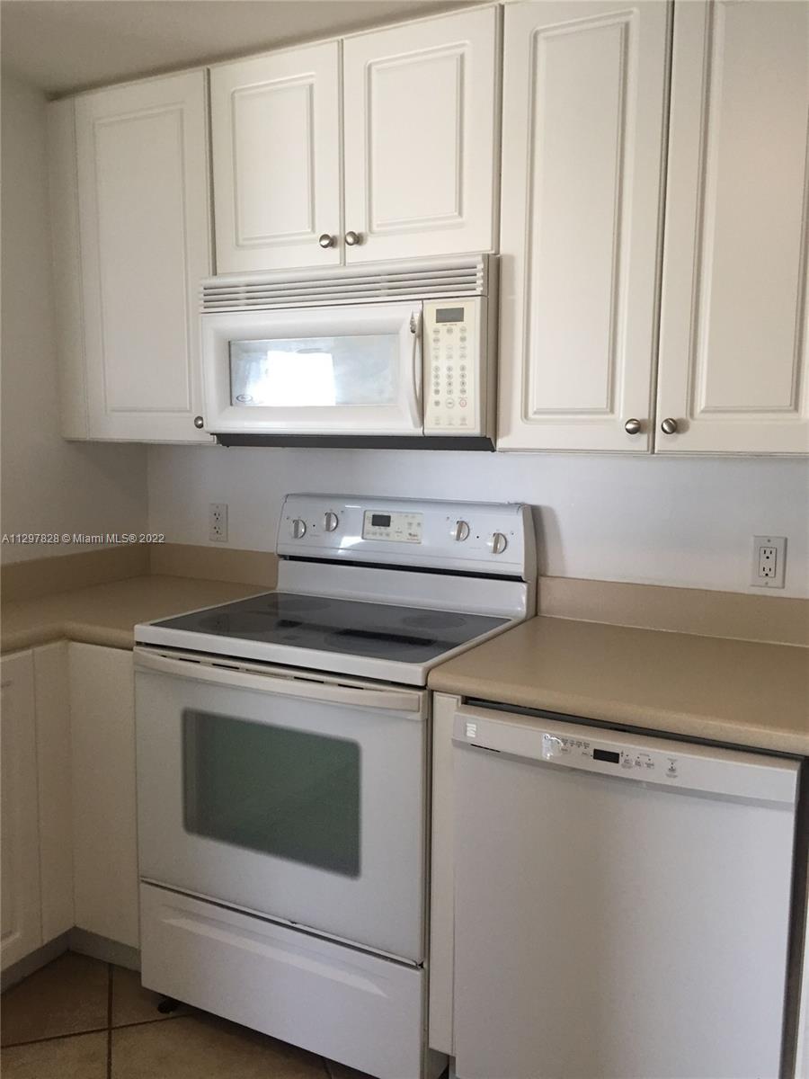 1627 SW 37th Ave Unit: 1103