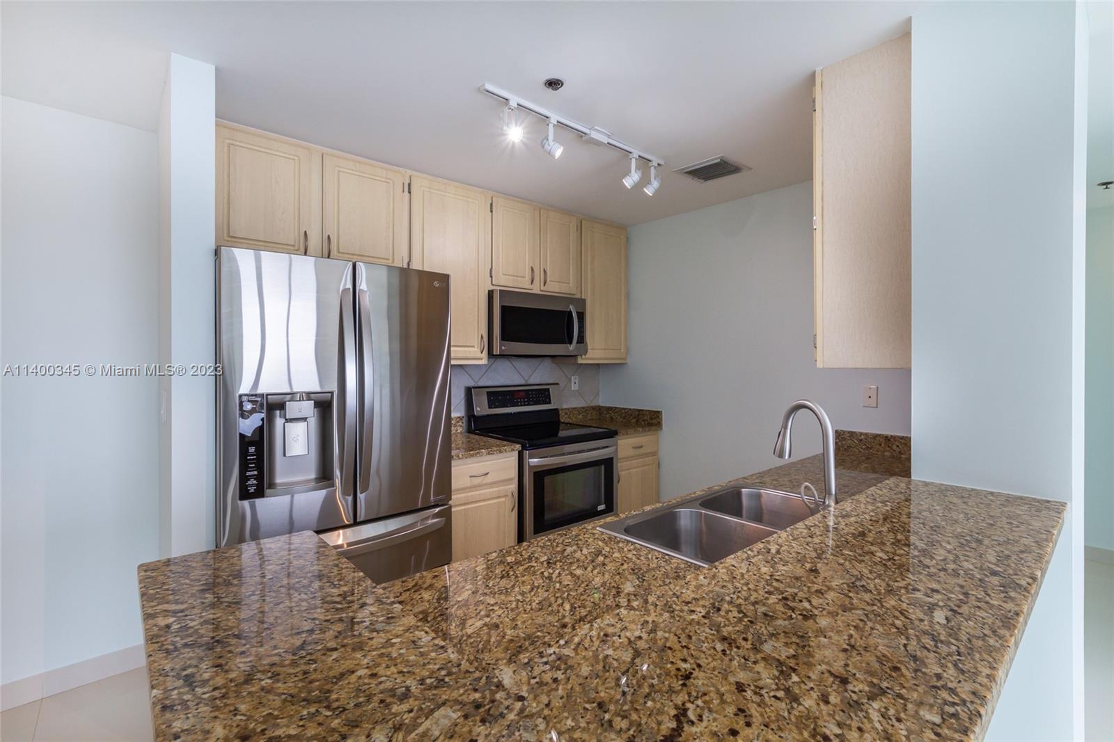 2665 SW 37th Ave Unit: 1610