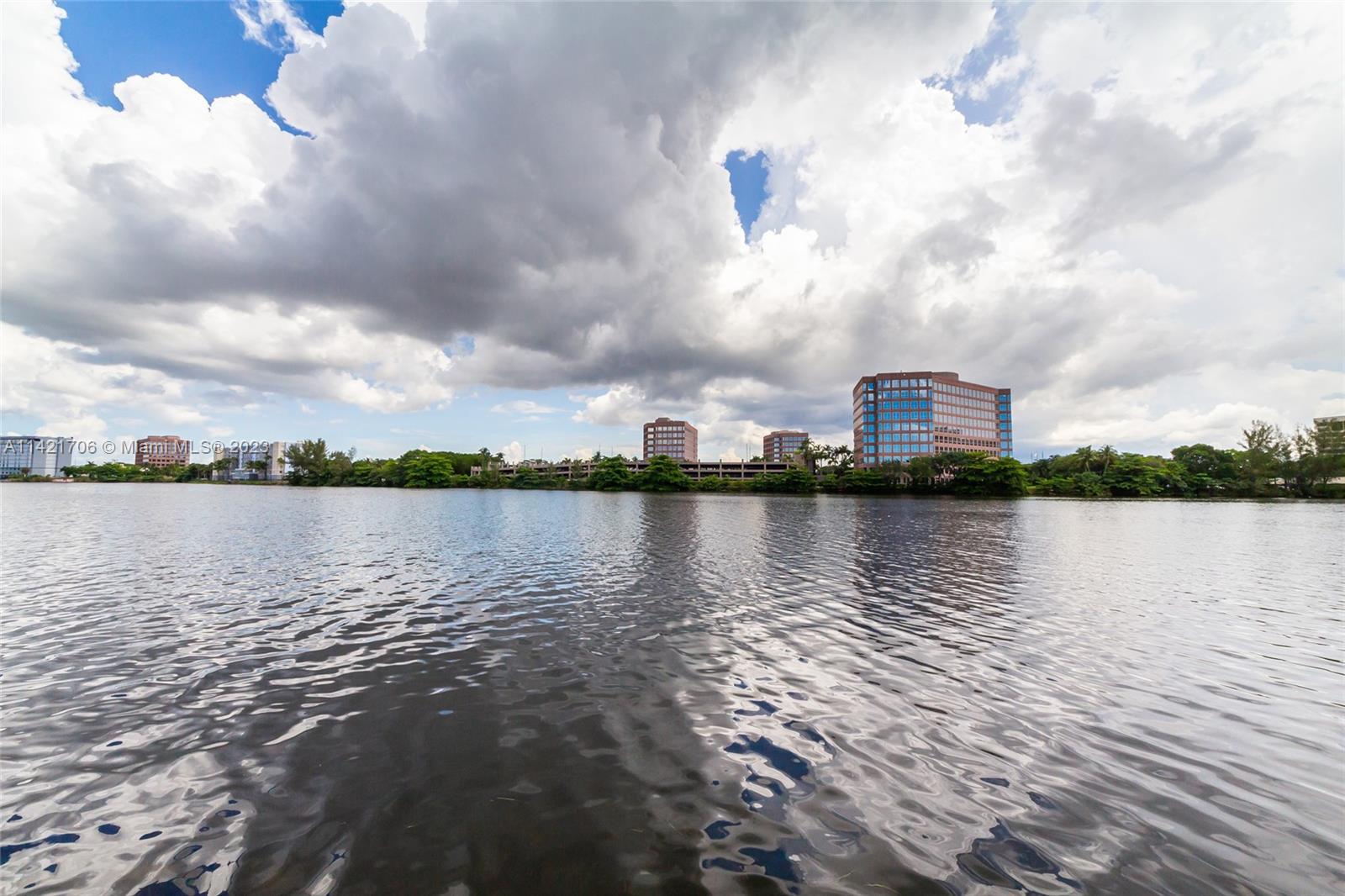 5249 NW 7th St Unit: 408