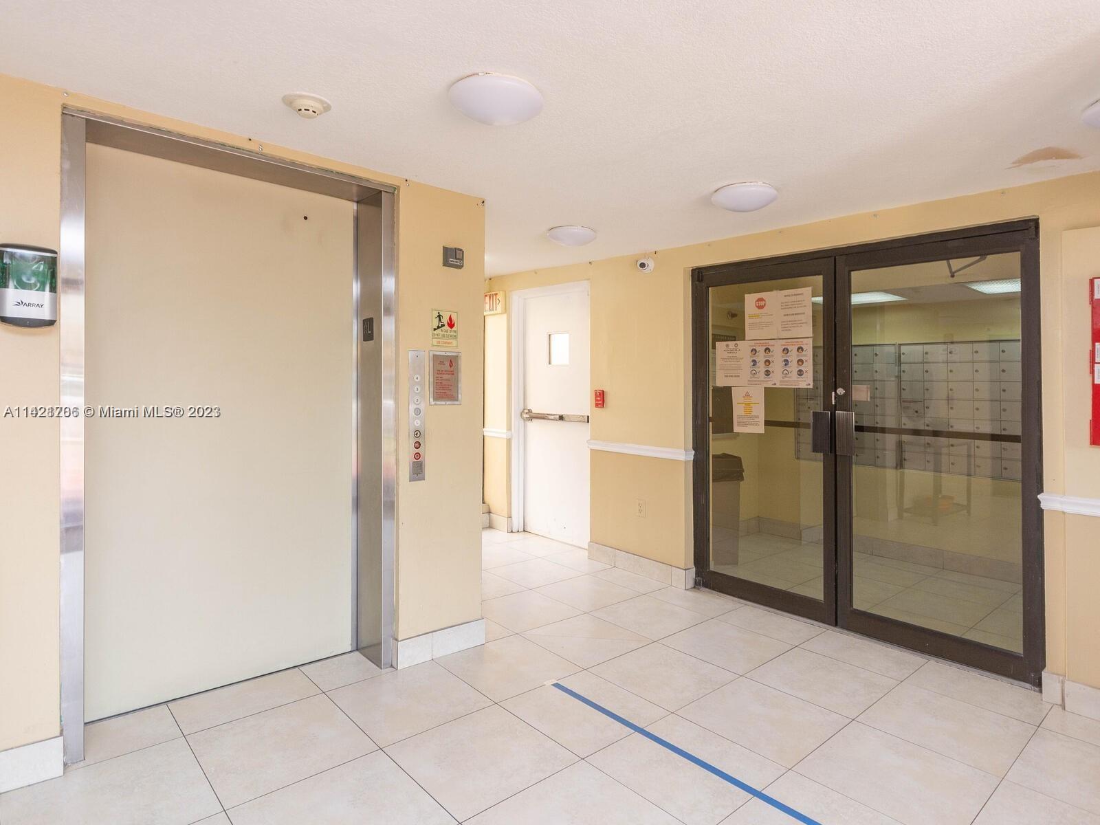 5249 NW 7th St Unit: 408