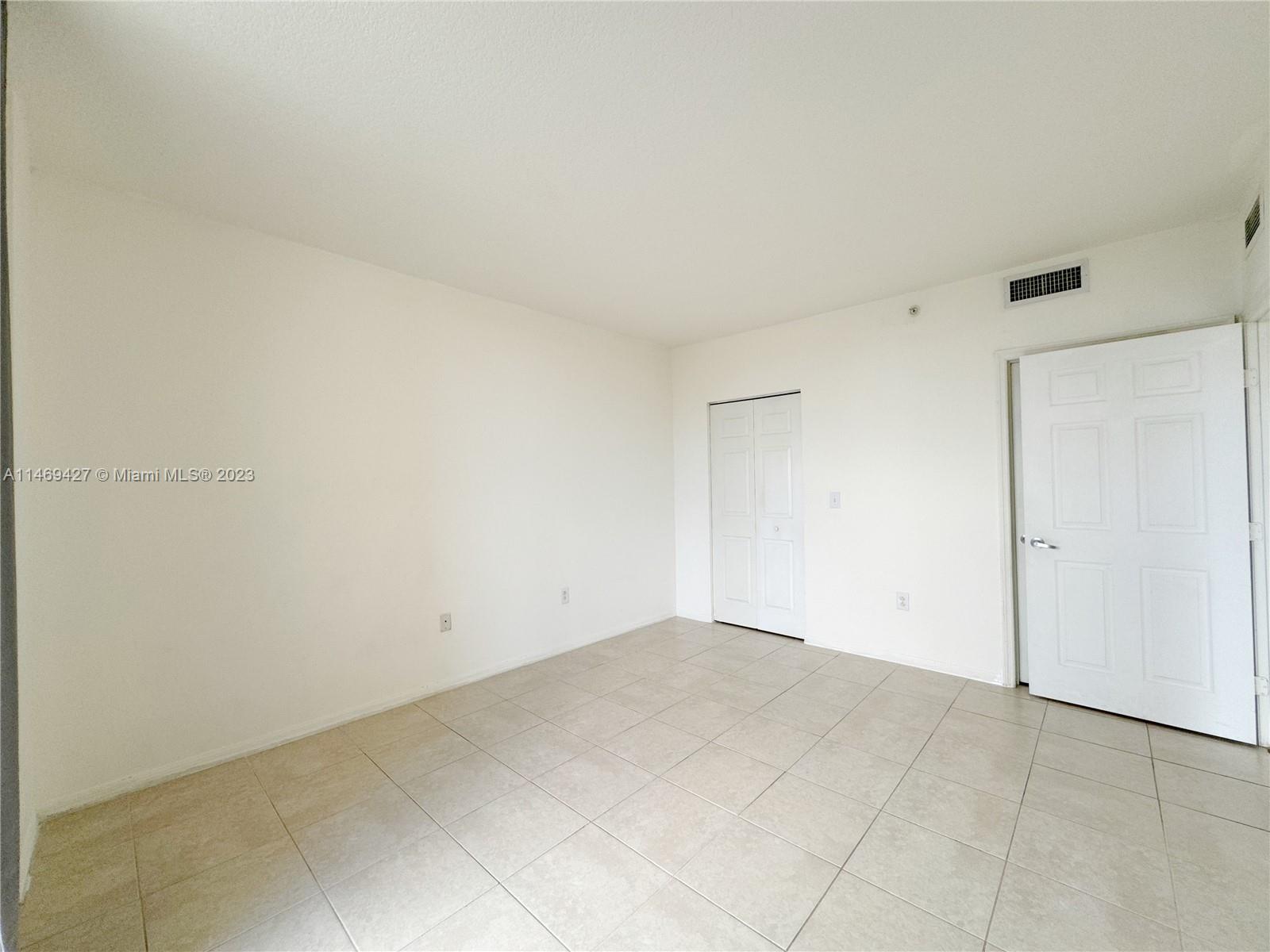 215 SW 42nd Ave Unit: 503