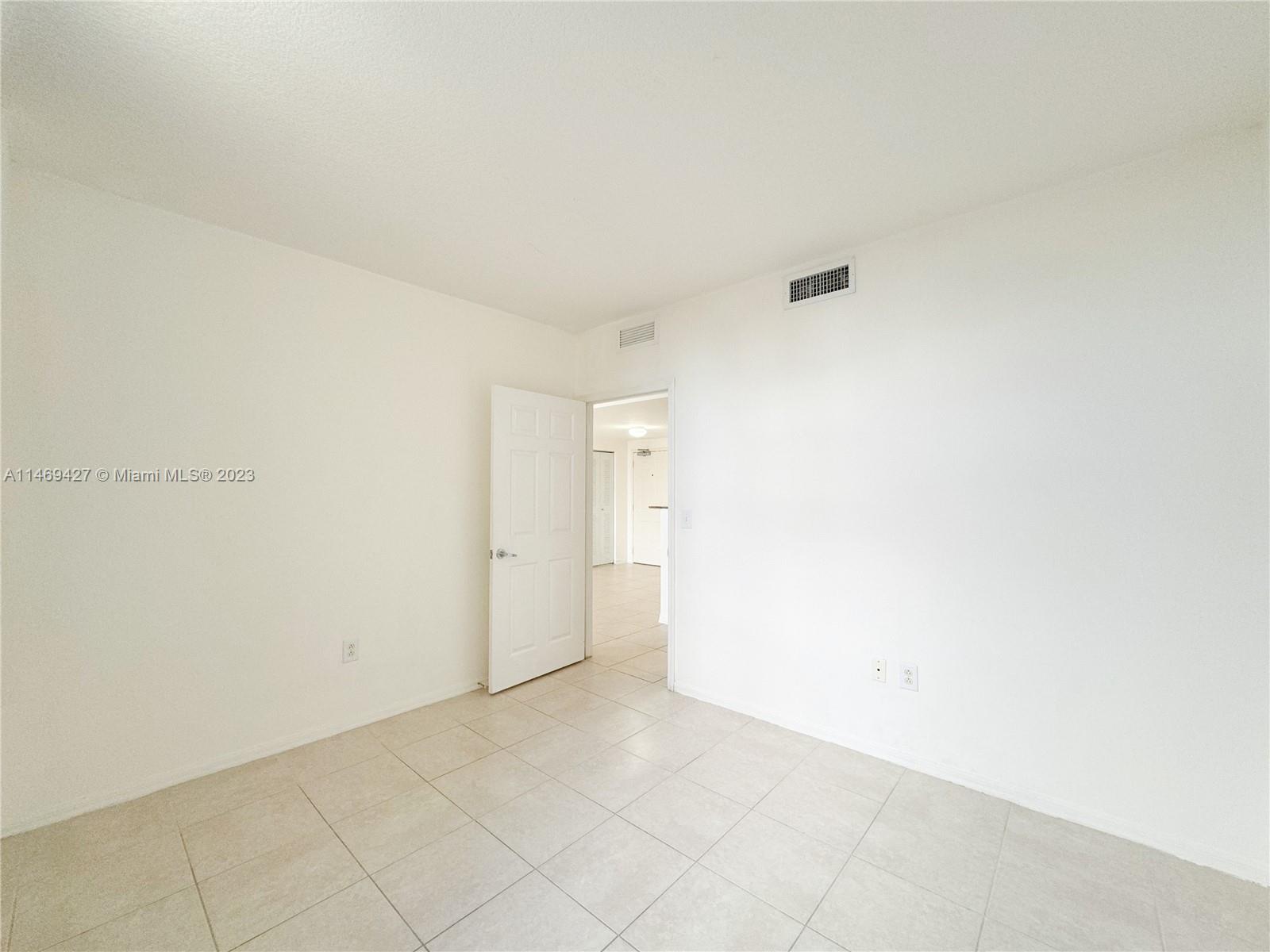 215 SW 42nd Ave Unit: 503