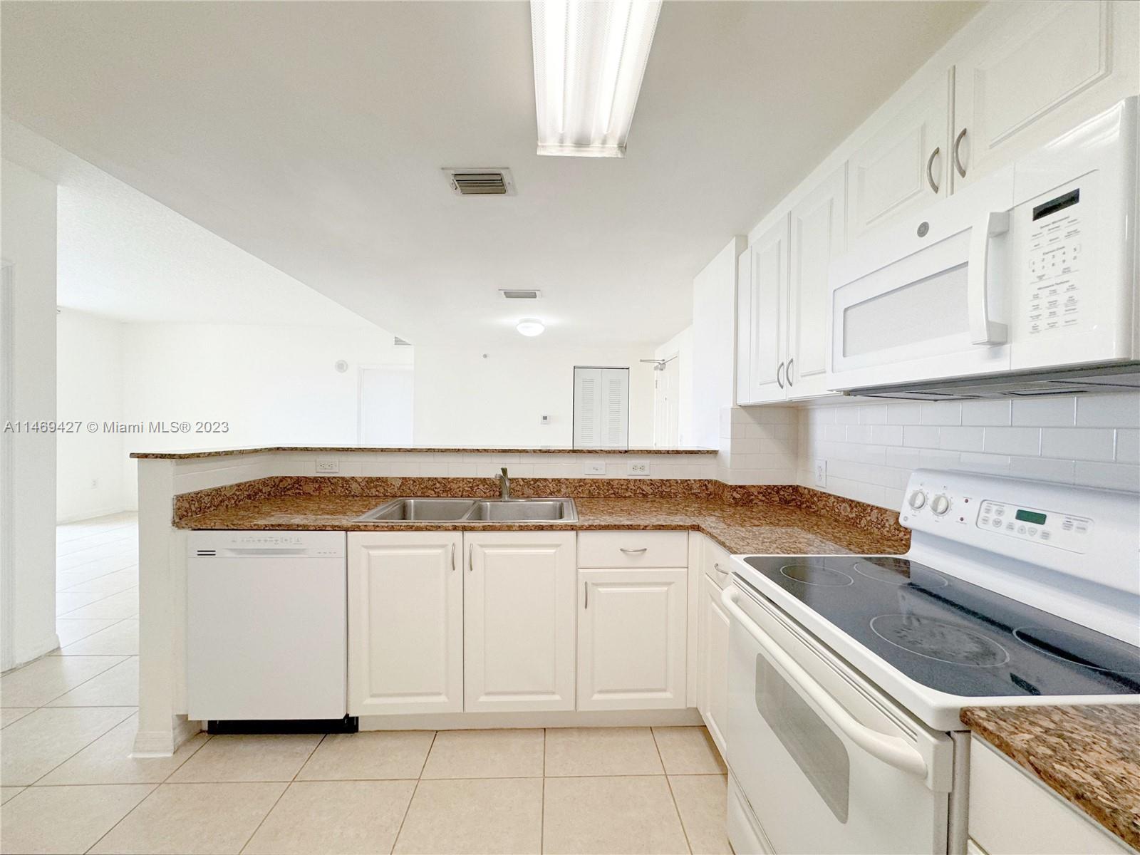 215 SW 42nd Ave Unit: 503