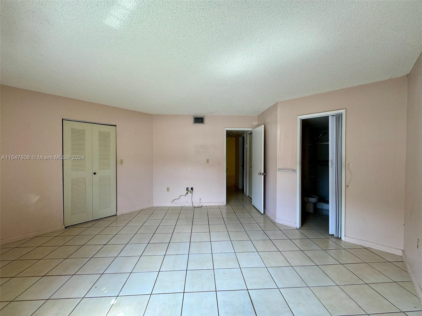 9433 Fontainebleau Blvd # 112