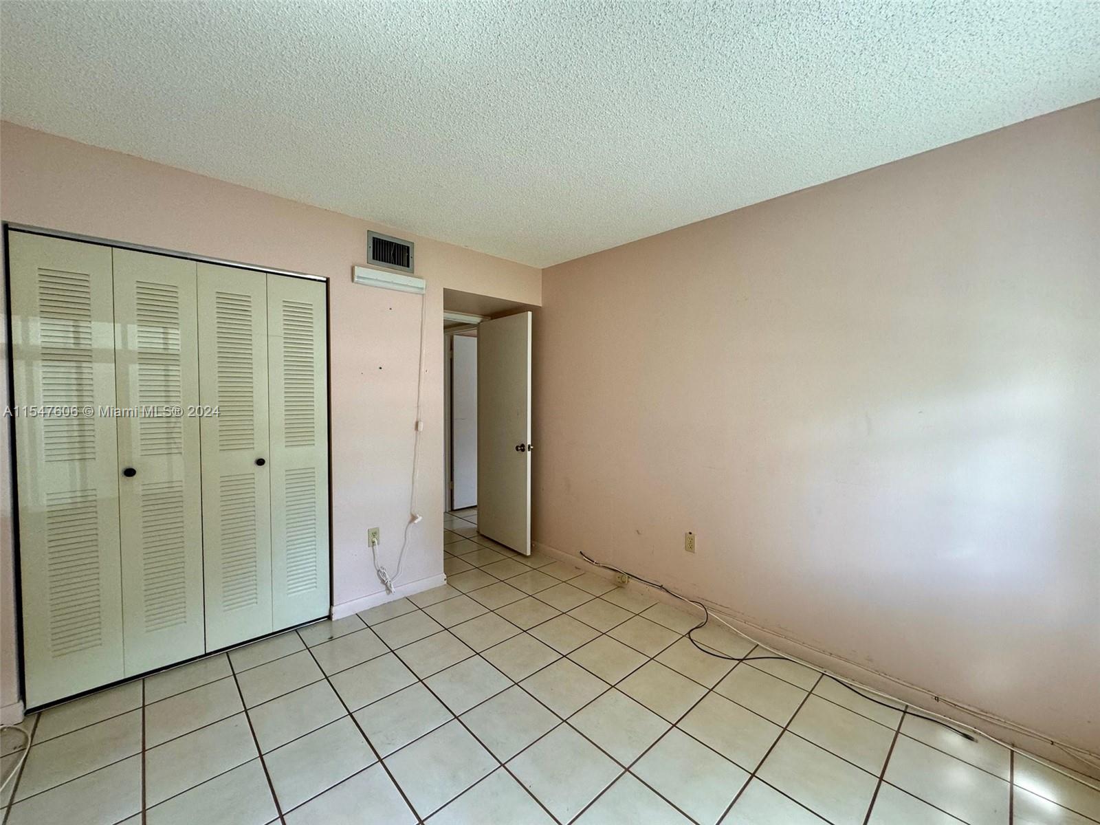 9433 Fontainebleau Blvd # 112