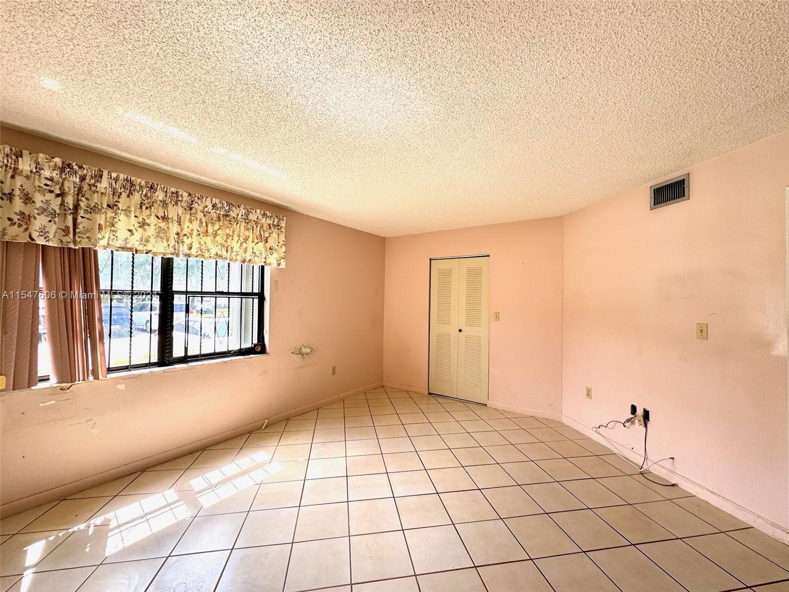 9433 Fontainebleau Blvd # 112