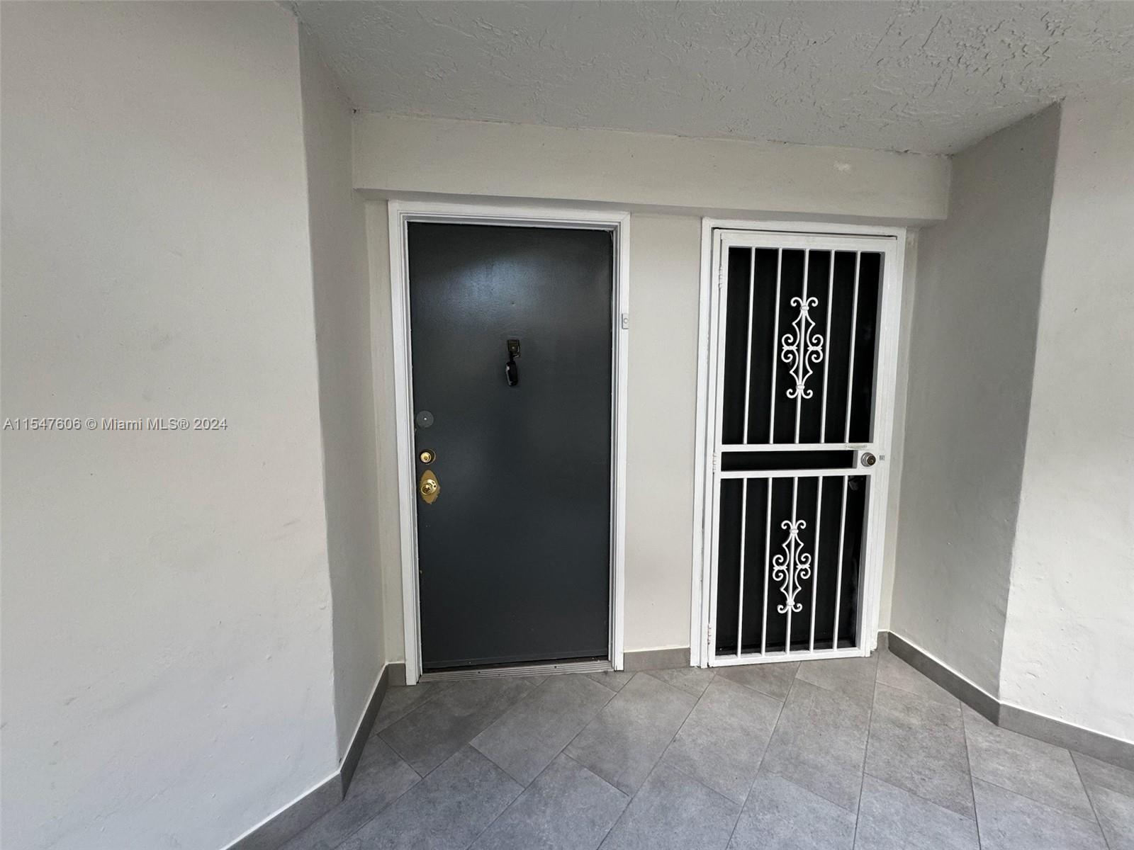 9433 Fontainebleau Blvd # 112