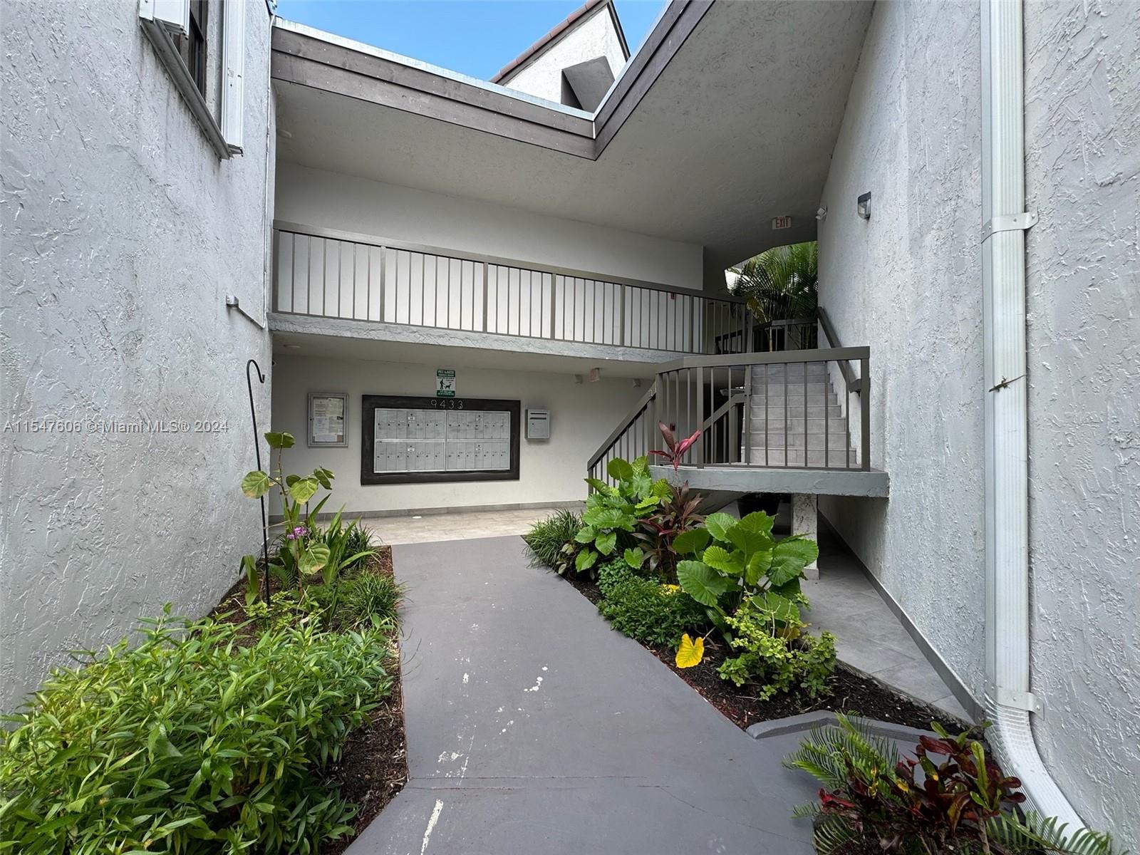 9433 Fontainebleau Blvd # 112