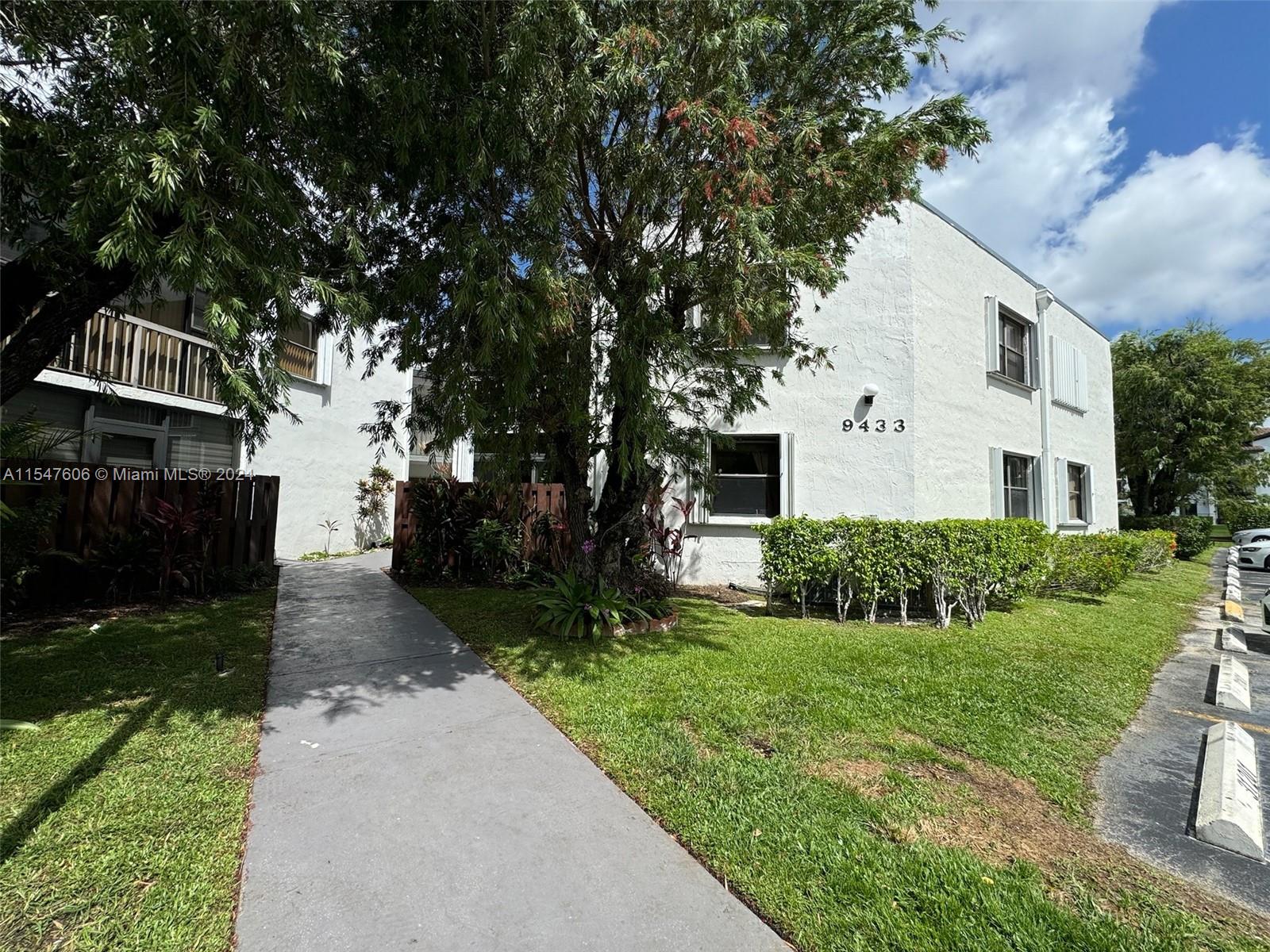 9433 Fontainebleau Blvd # 112