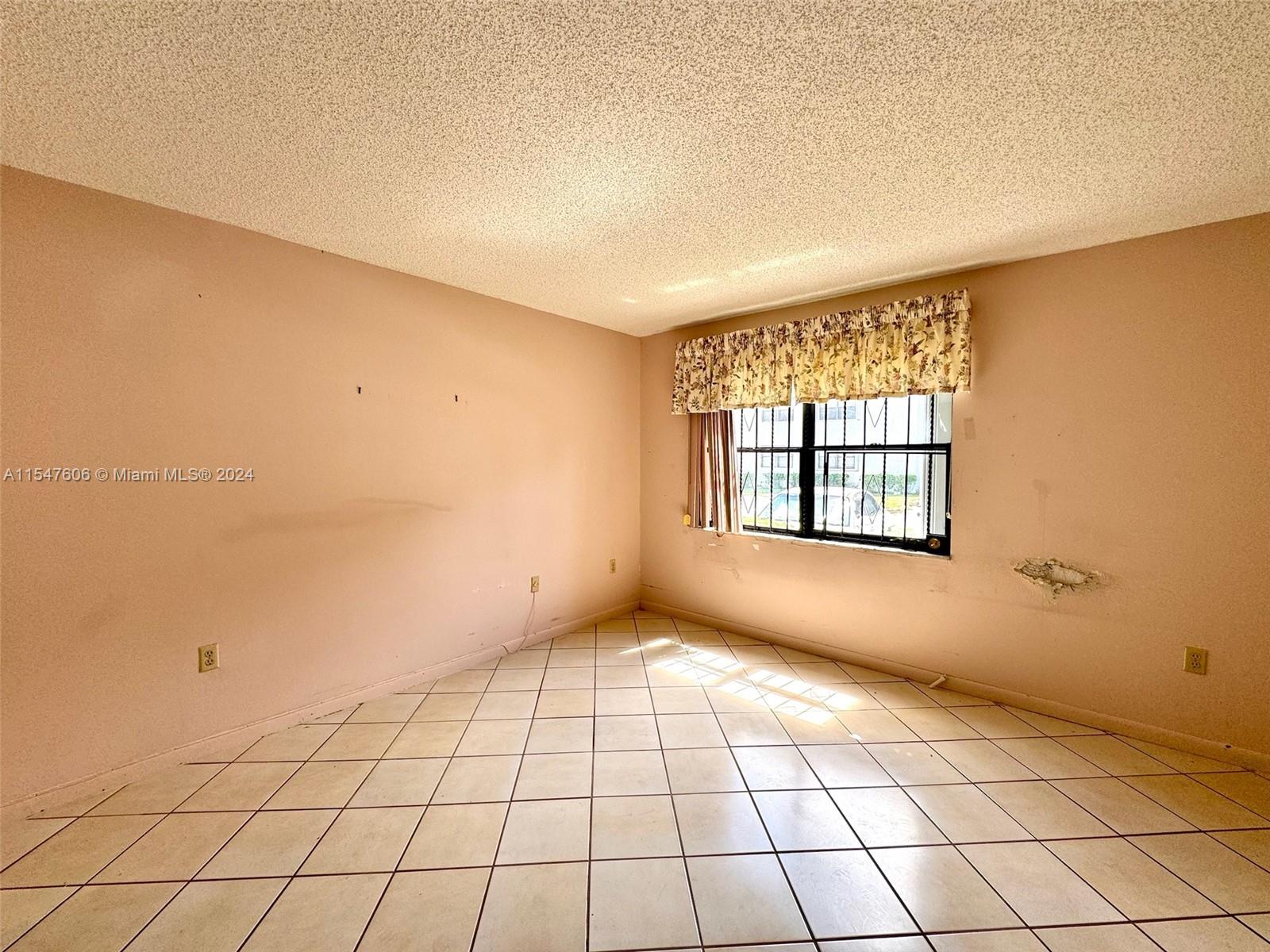 9433 Fontainebleau Blvd # 112