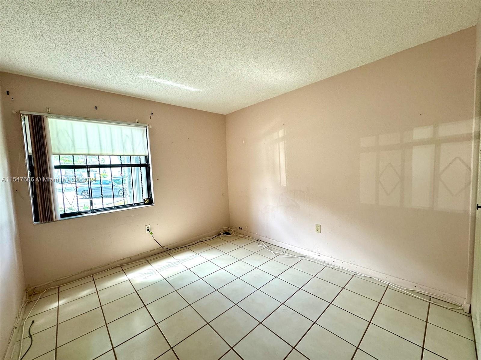 9433 Fontainebleau Blvd # 112