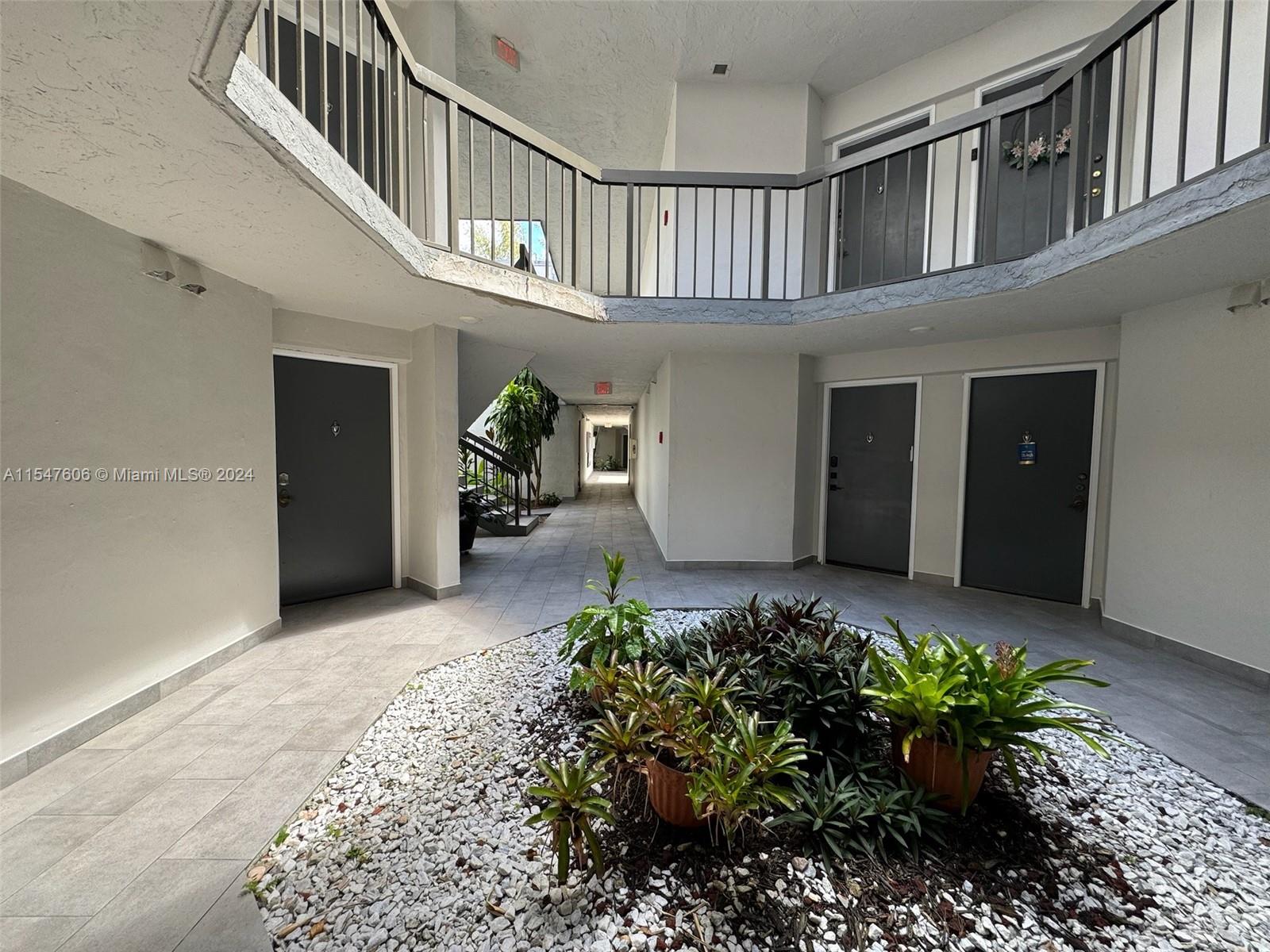 9433 Fontainebleau Blvd # 112