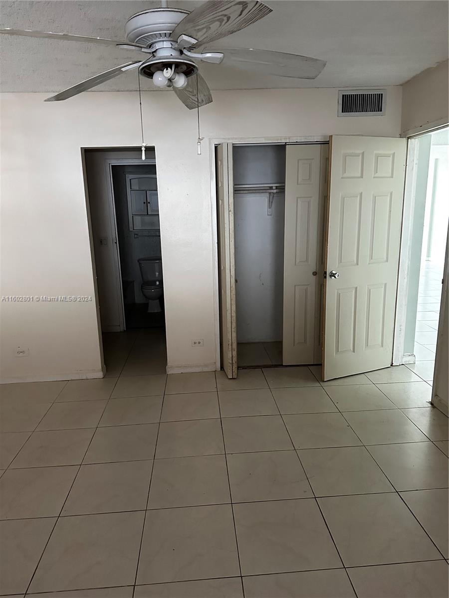 3660 NE 166th St # 608