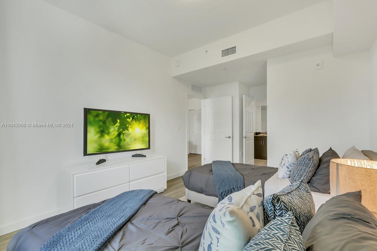 26125 SW 142 AVE RD # 206