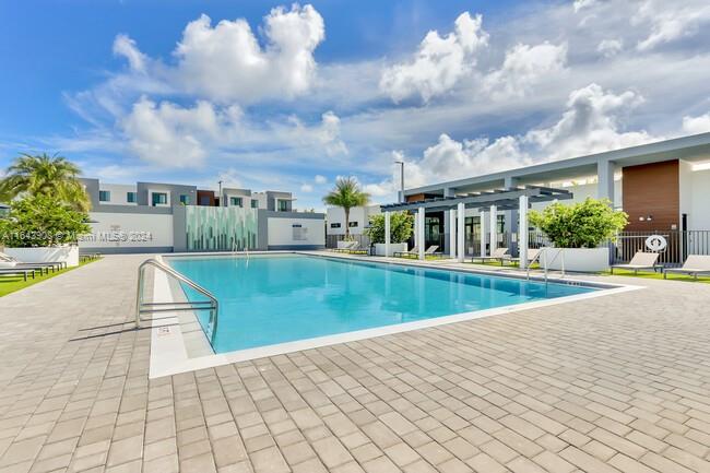 26125 SW 142 AVE RD # 206