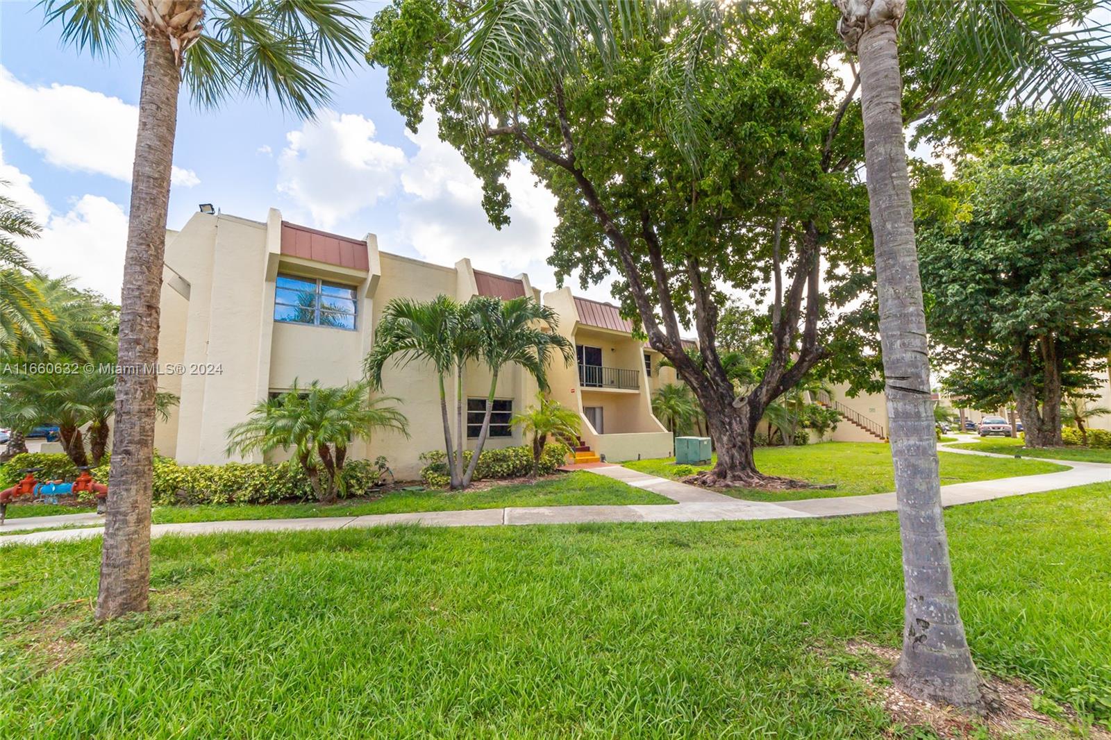 14011 SW 90th Ave # D Unit: 103-D