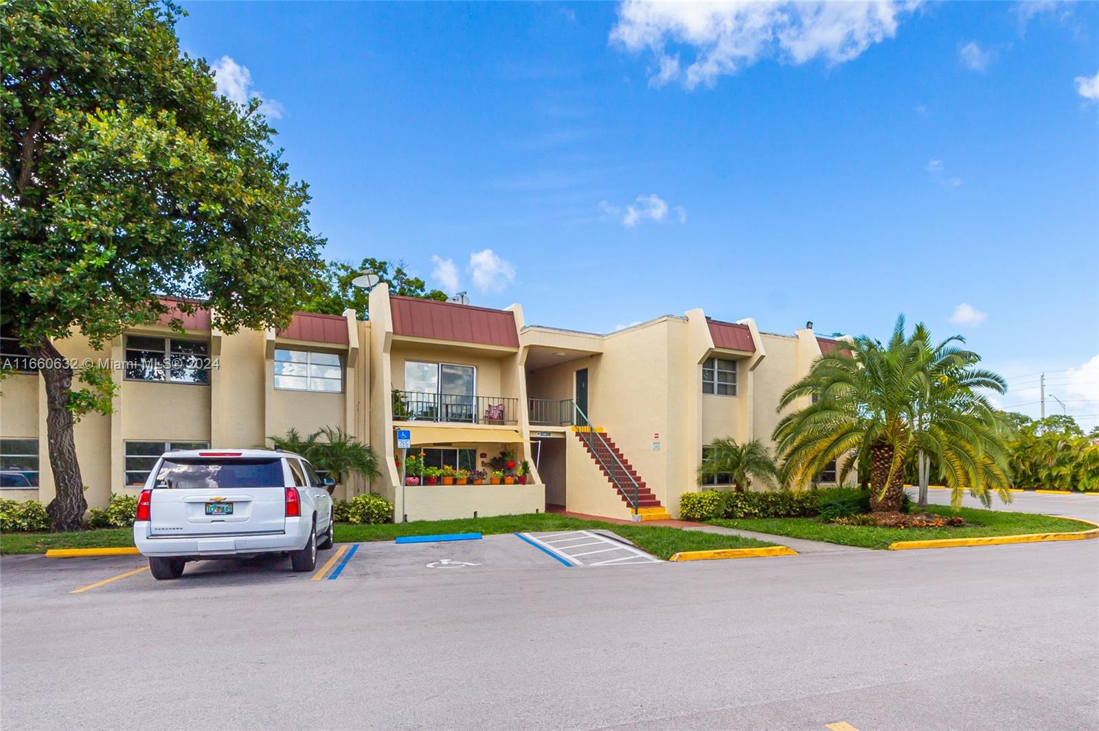 14011 SW 90th Ave # D Unit: 103-D