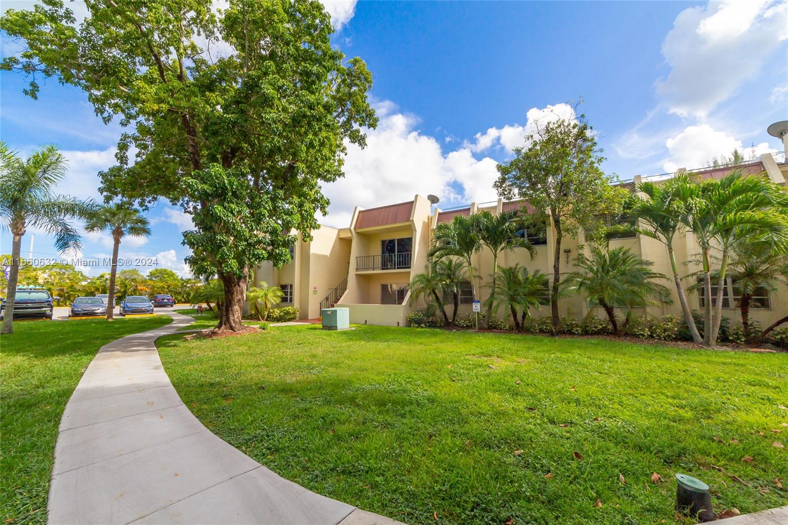 14011 SW 90th Ave # D Unit: 103-D