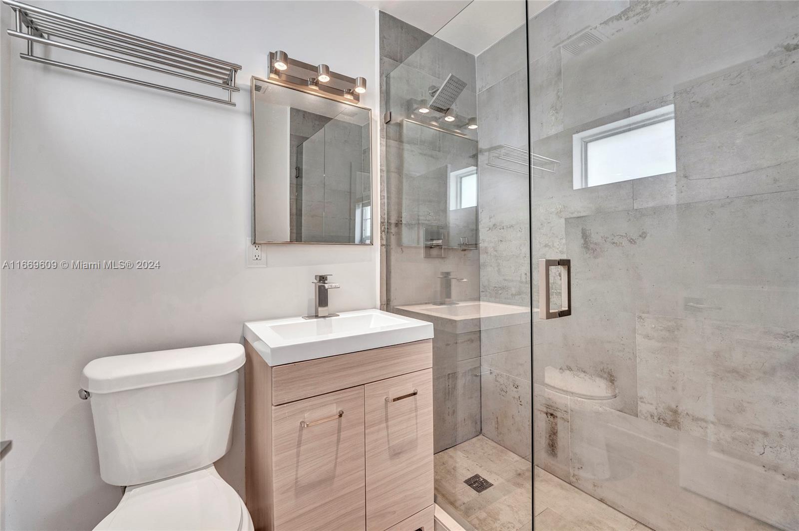 11250 SW 46th St