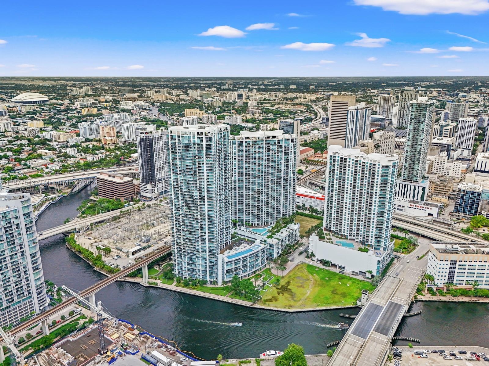 350 S Miami Ave Unit: 2201
