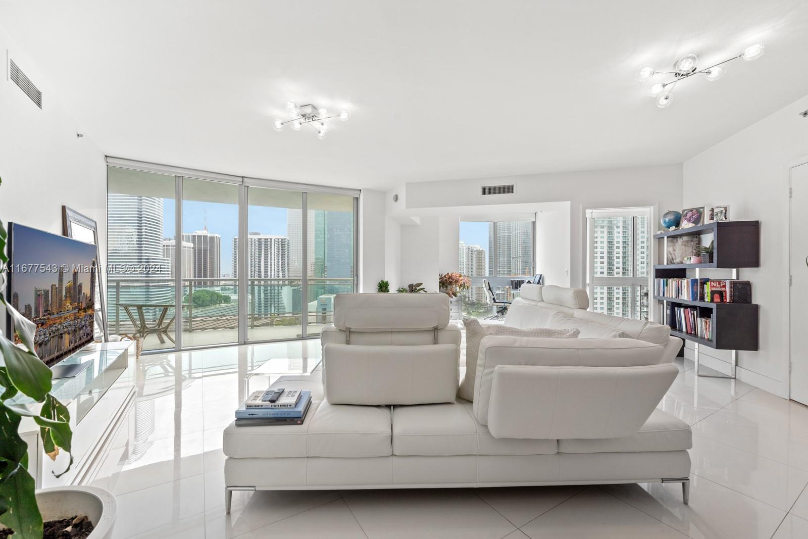 350 S Miami Ave Unit: 2201