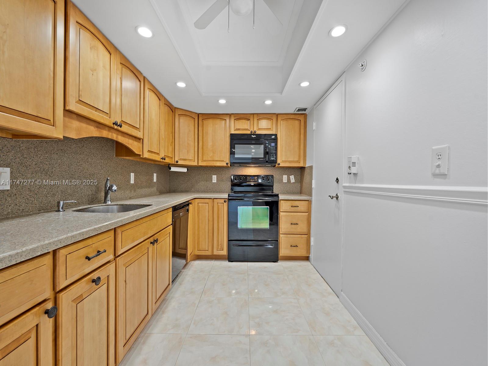 405 N Ocean Blvd # 1022