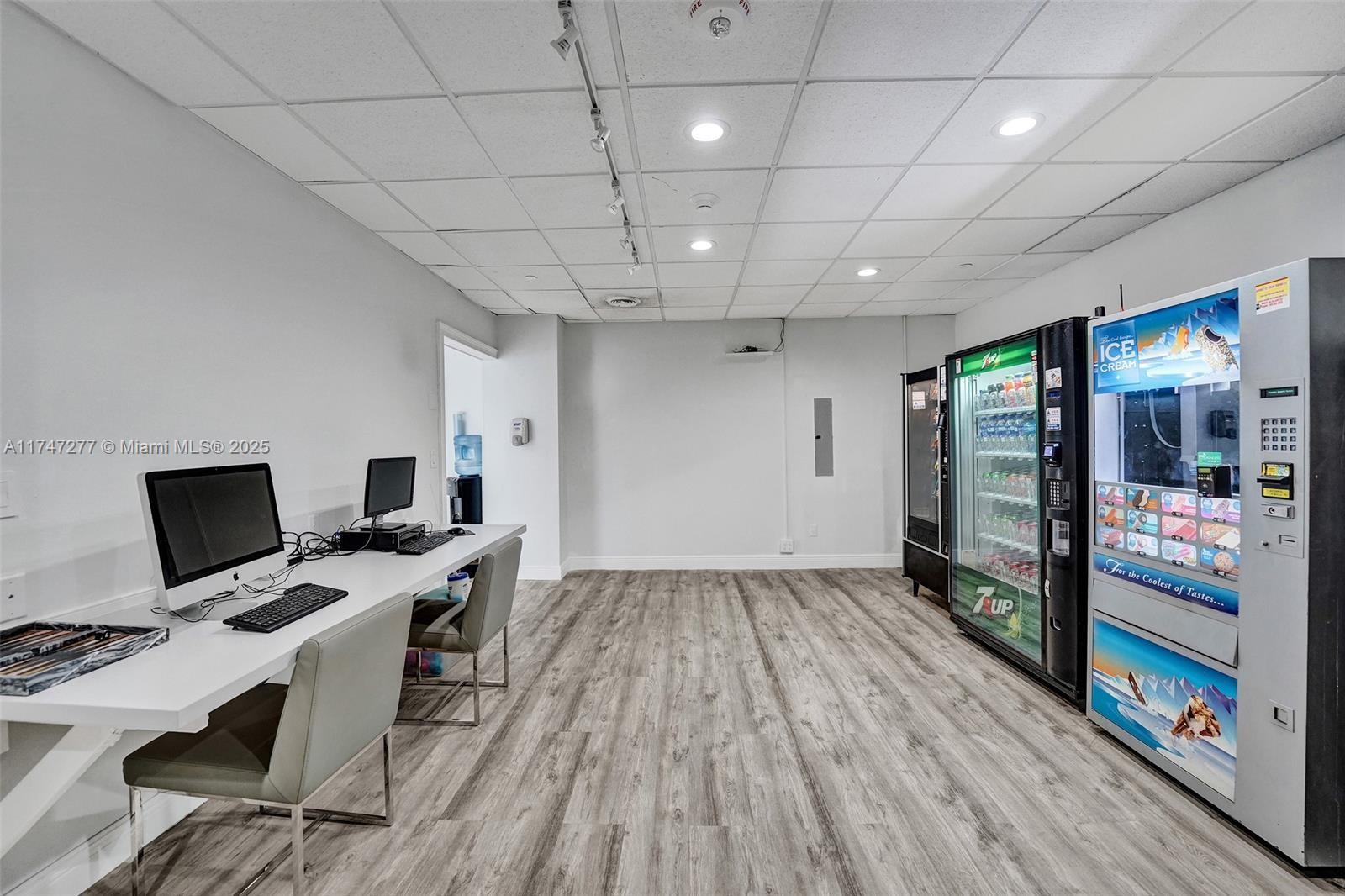 405 N Ocean Blvd # 1022