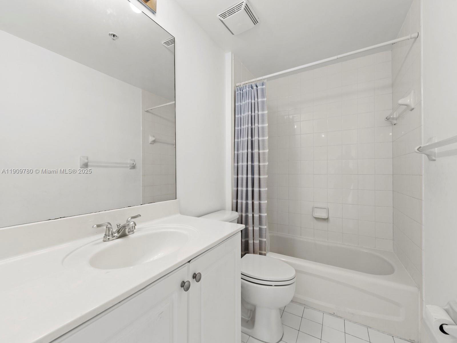 1627 SW 37th Ave # 1103