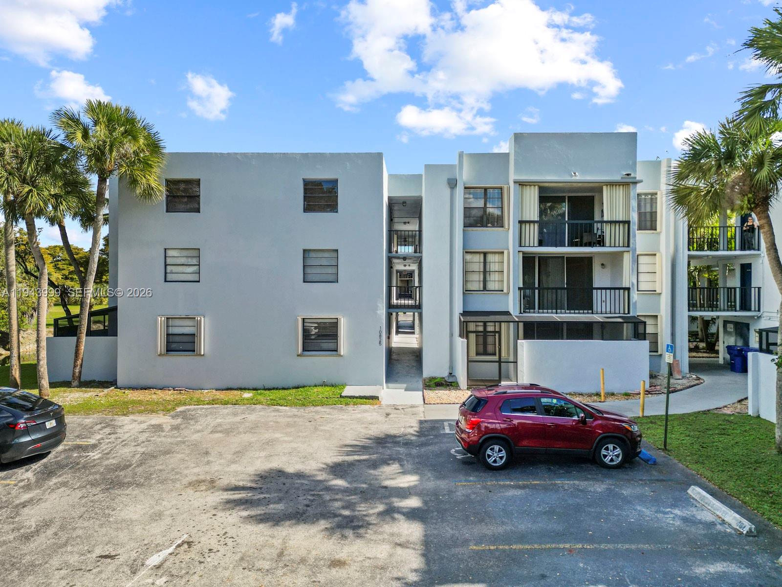 10825 SW 112th Ave # 206