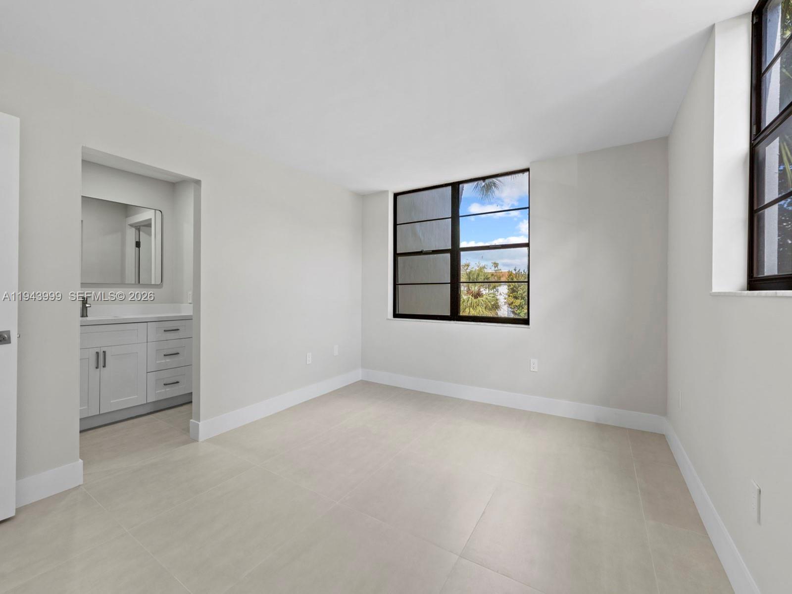 10825 SW 112th Ave # 206