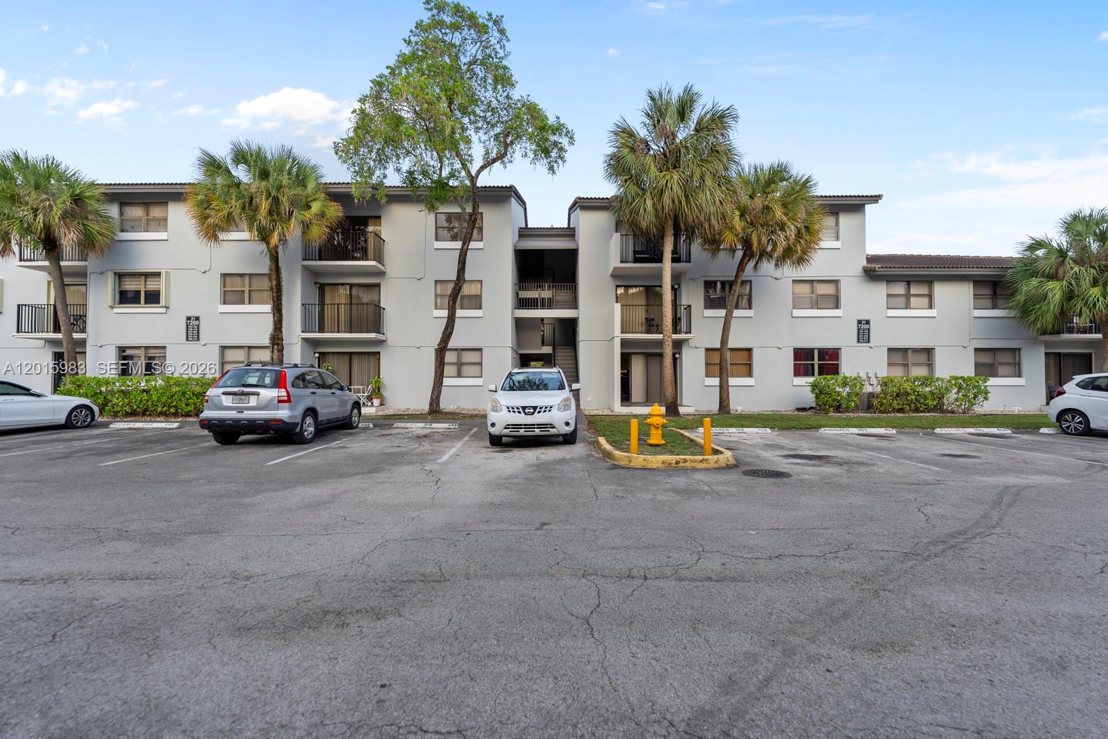 7200 NW 179th St # 110