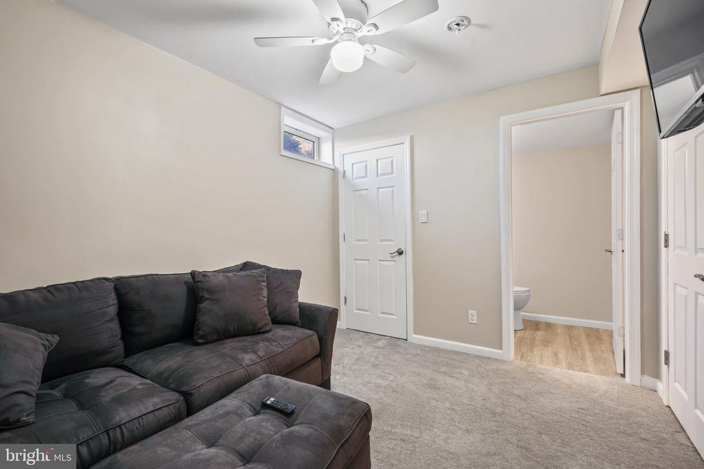 26 Hackemore St