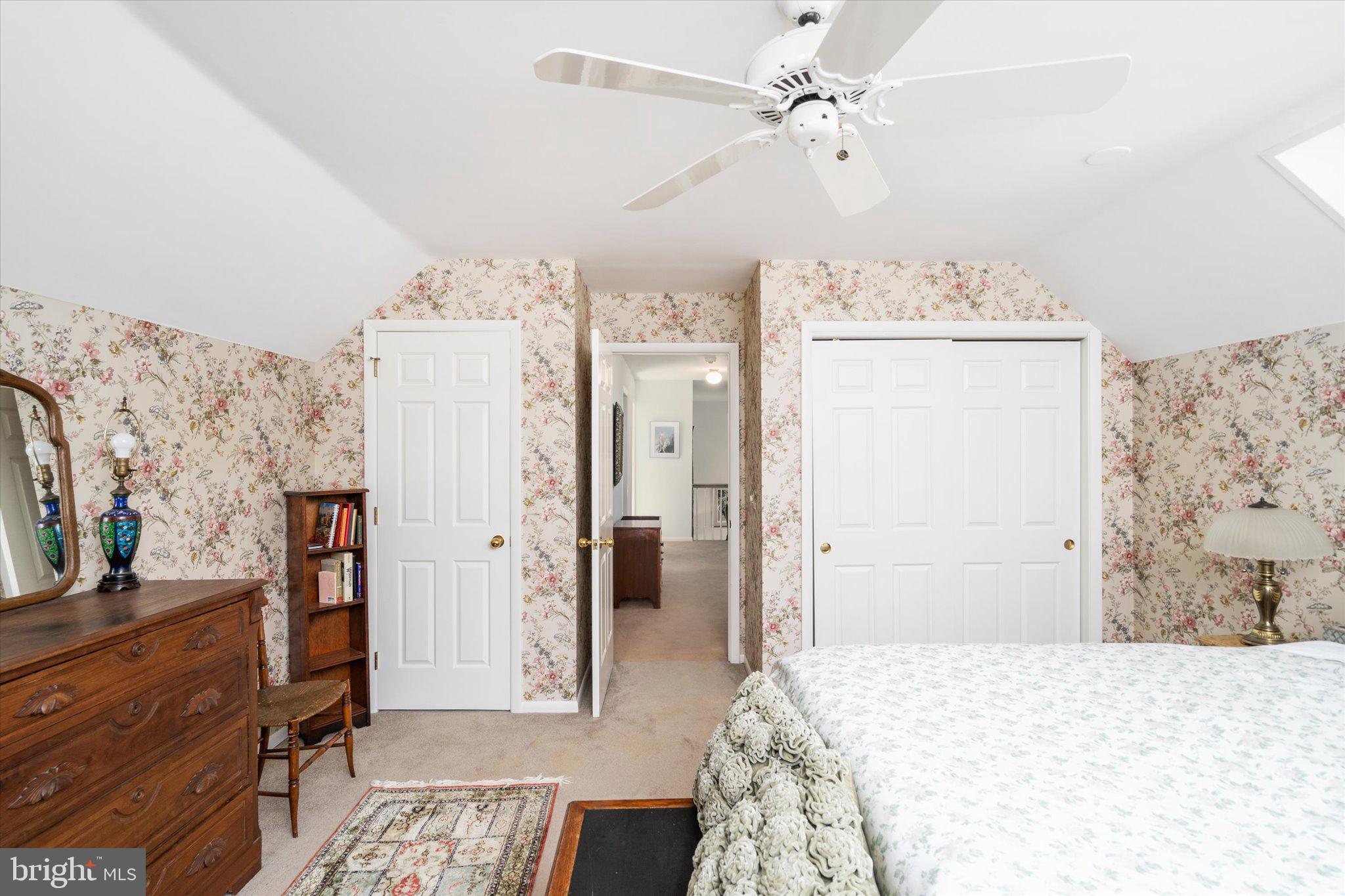 24 James Ct