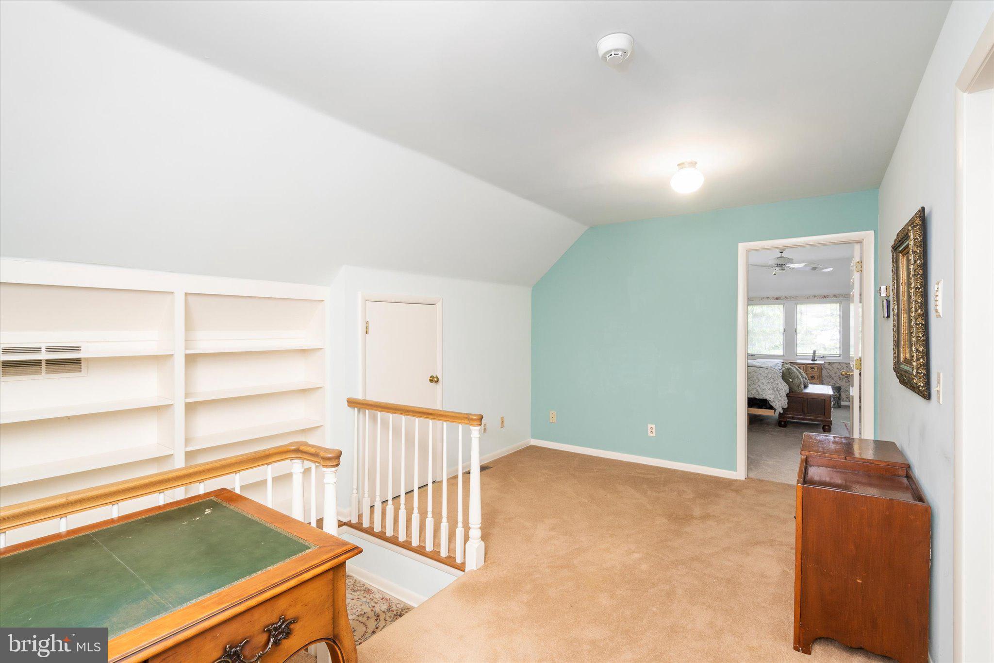 24 James Ct