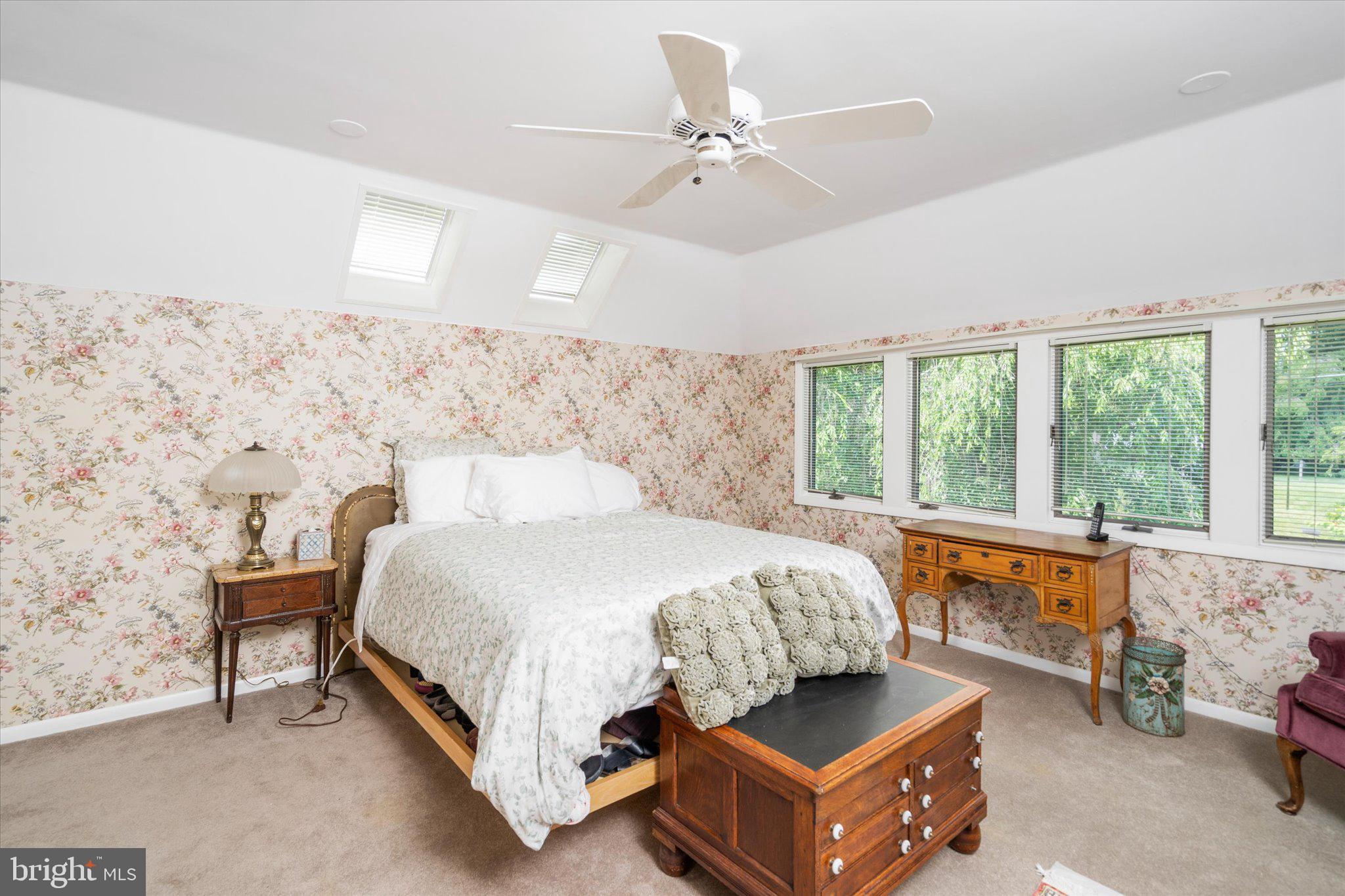 24 James Ct