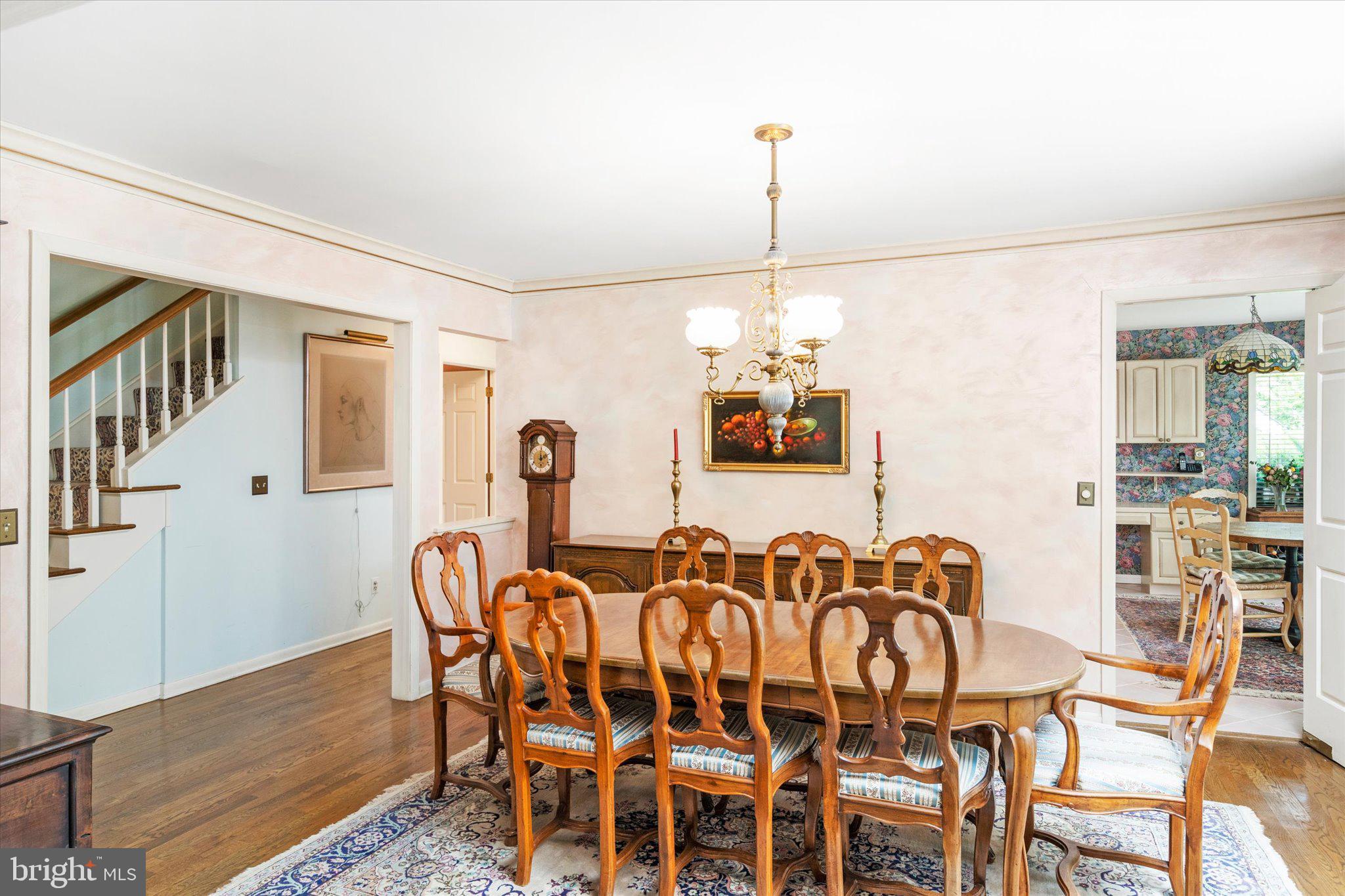 24 James Ct