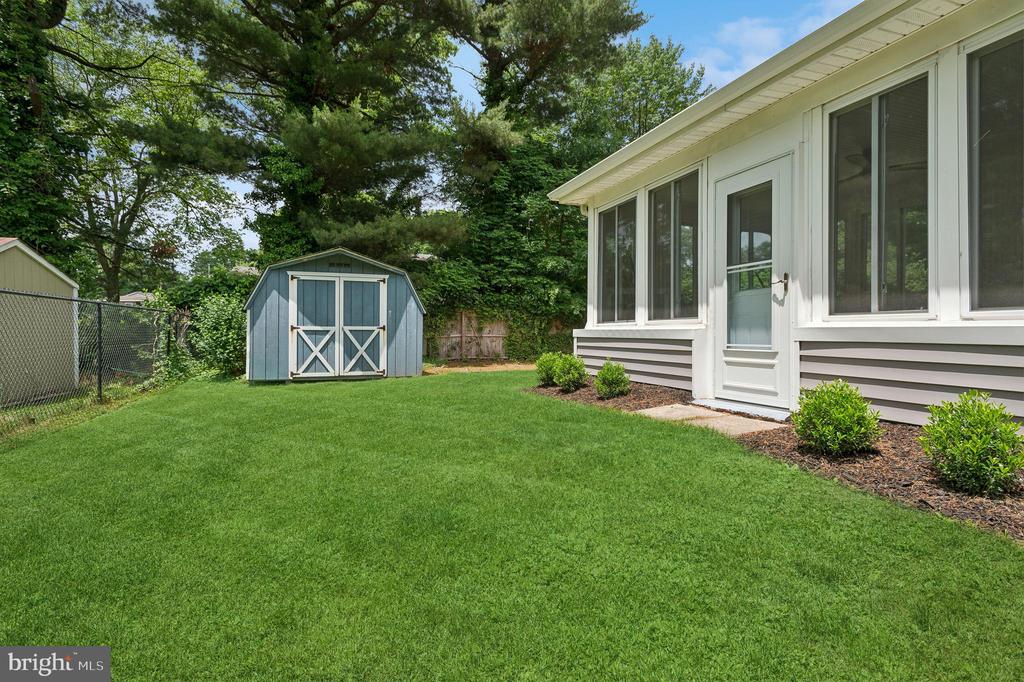 6 Hillsdale Rd