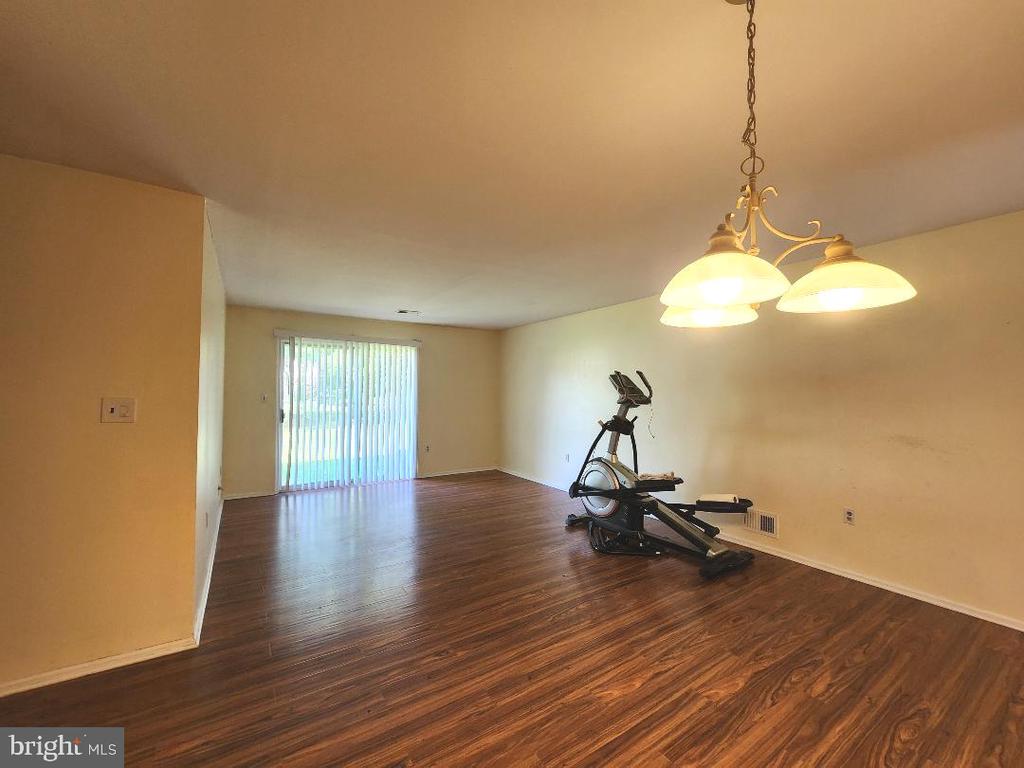 12 JUNIPER CT