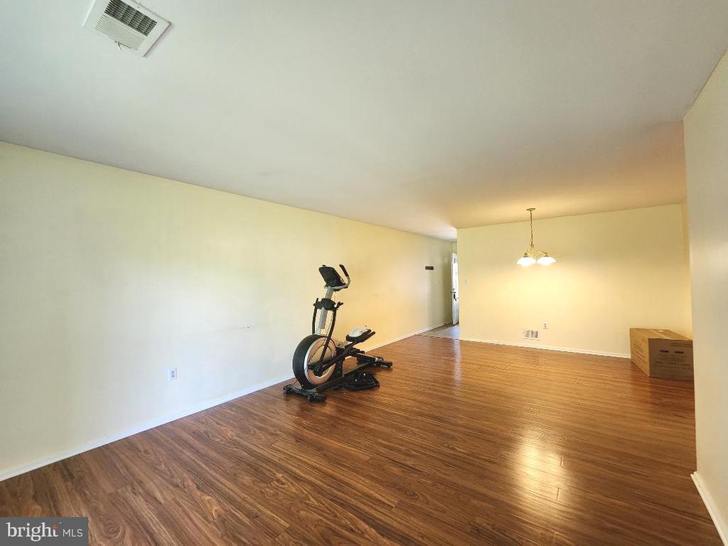 12 JUNIPER CT